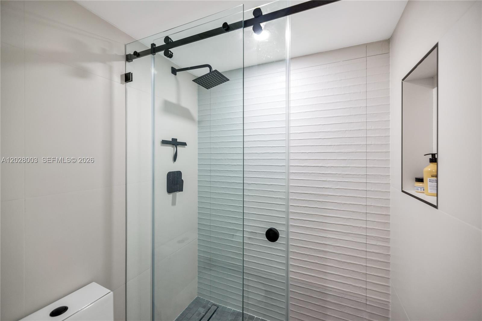 6917 Collins Ave #1404 Miami Beach, FL 33141