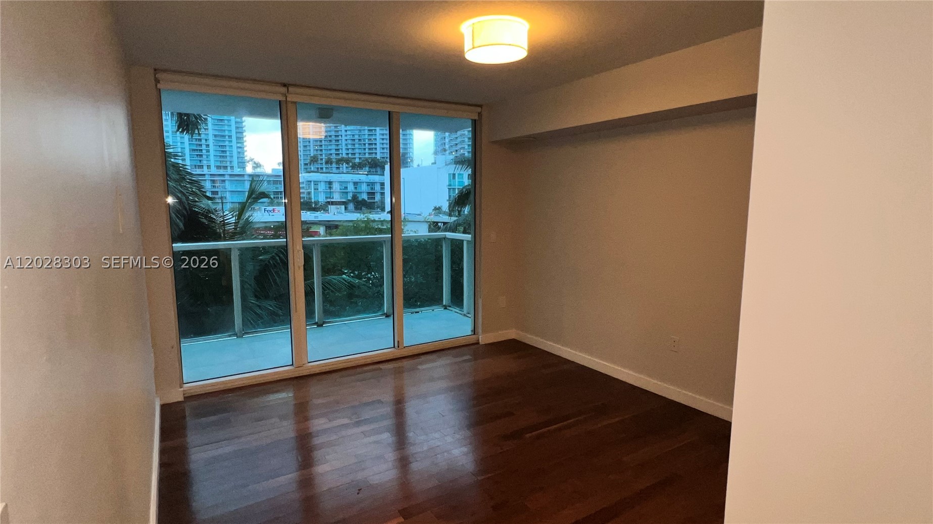 image Brickell on the River North16