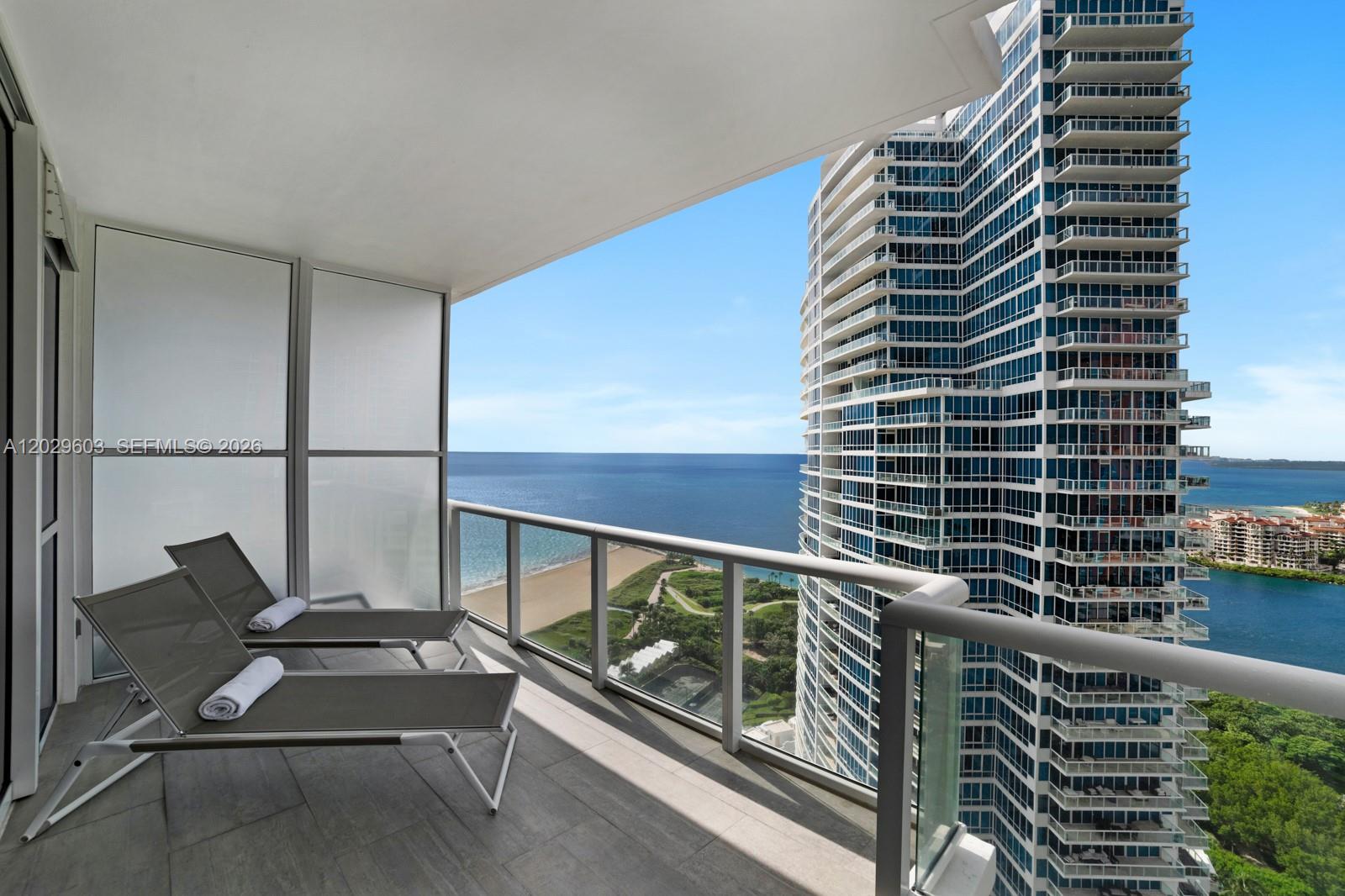 50 S Pointe Dr #2903 Miami Beach, FL 33139