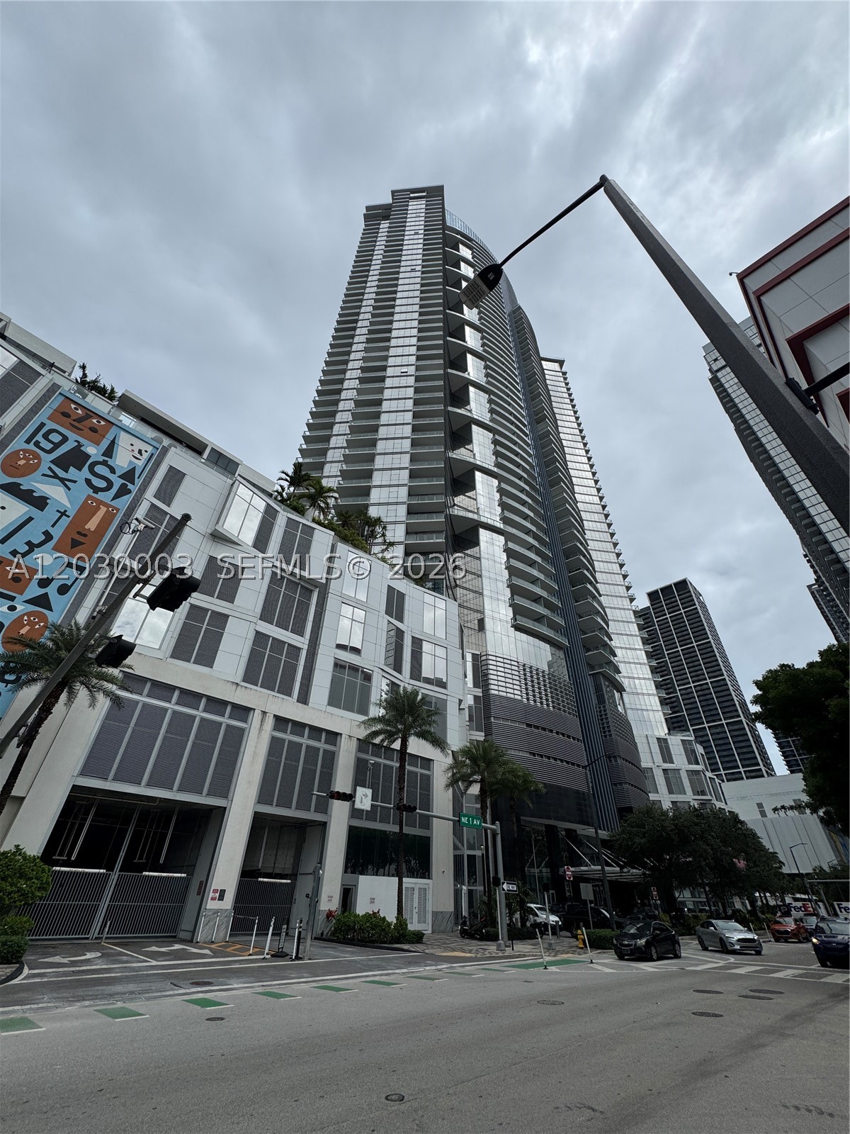 image Paramount Miami Worldcenter0