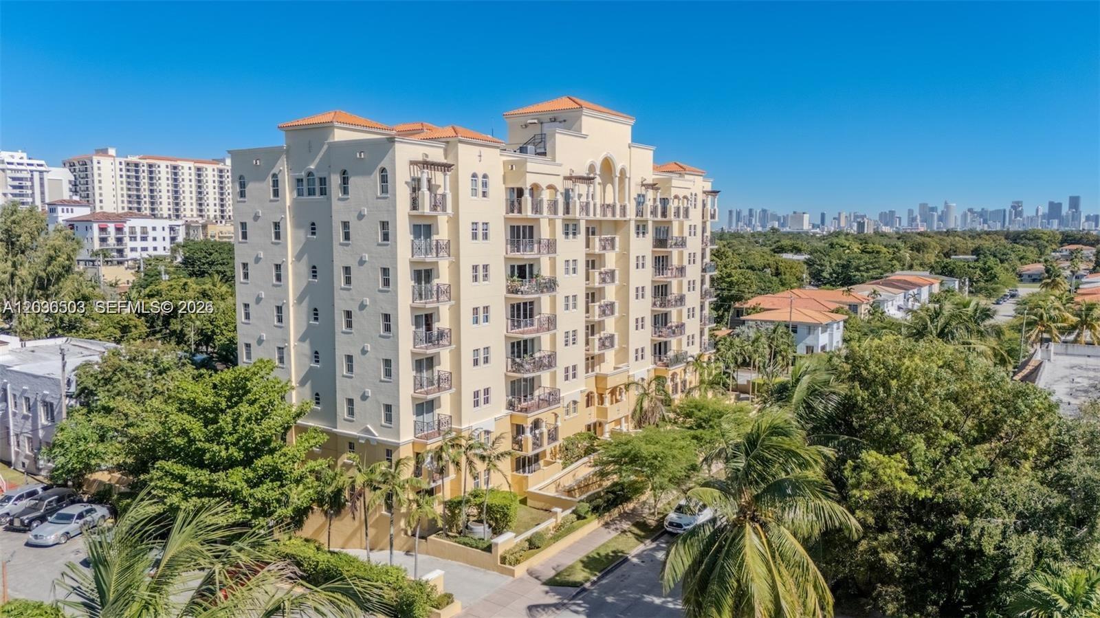 101 Sidonia Ave #402