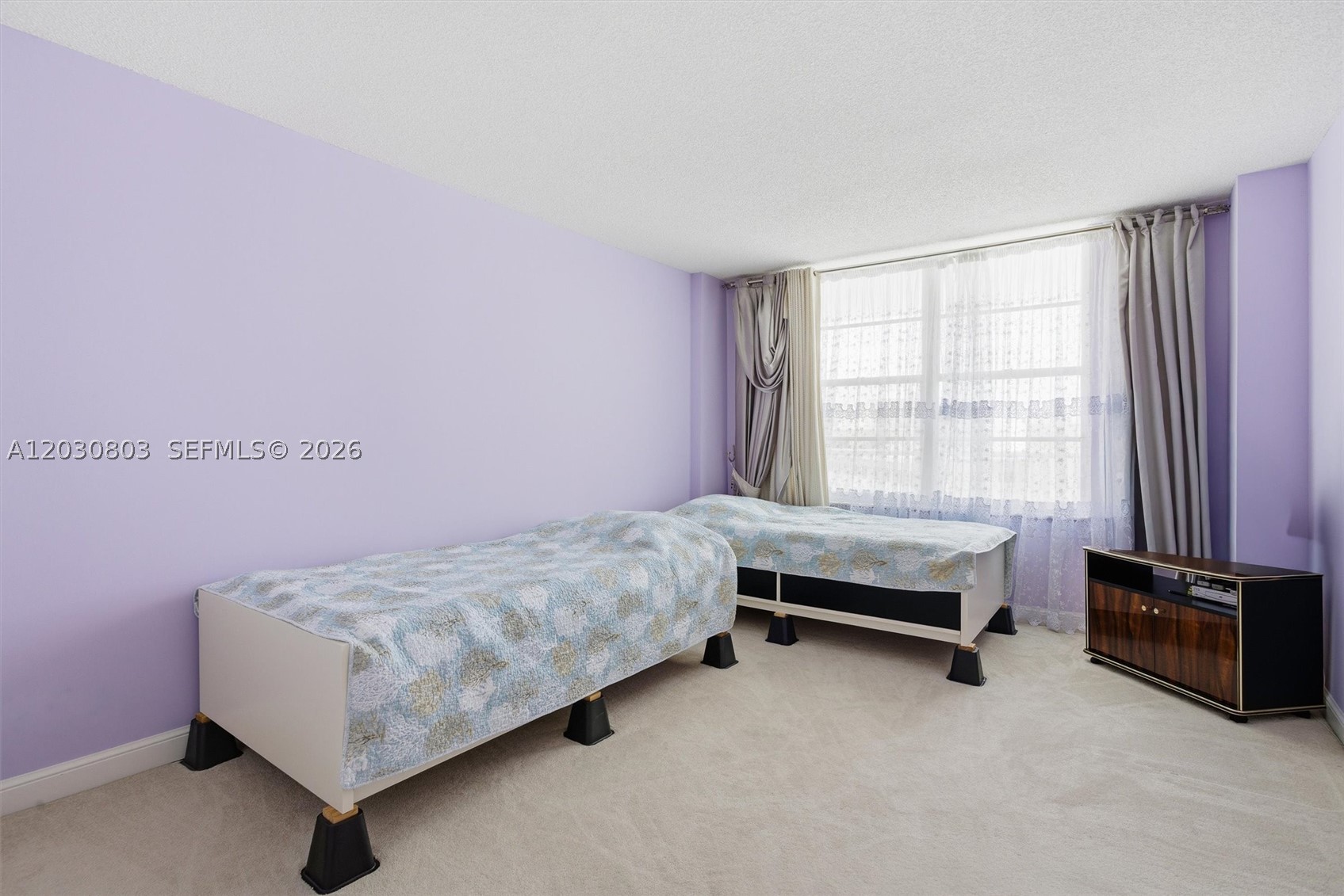 image Winston Towers 40016