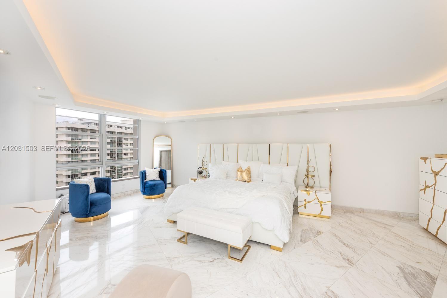 5660 Collins Ave #14C Miami Beach, FL 33140