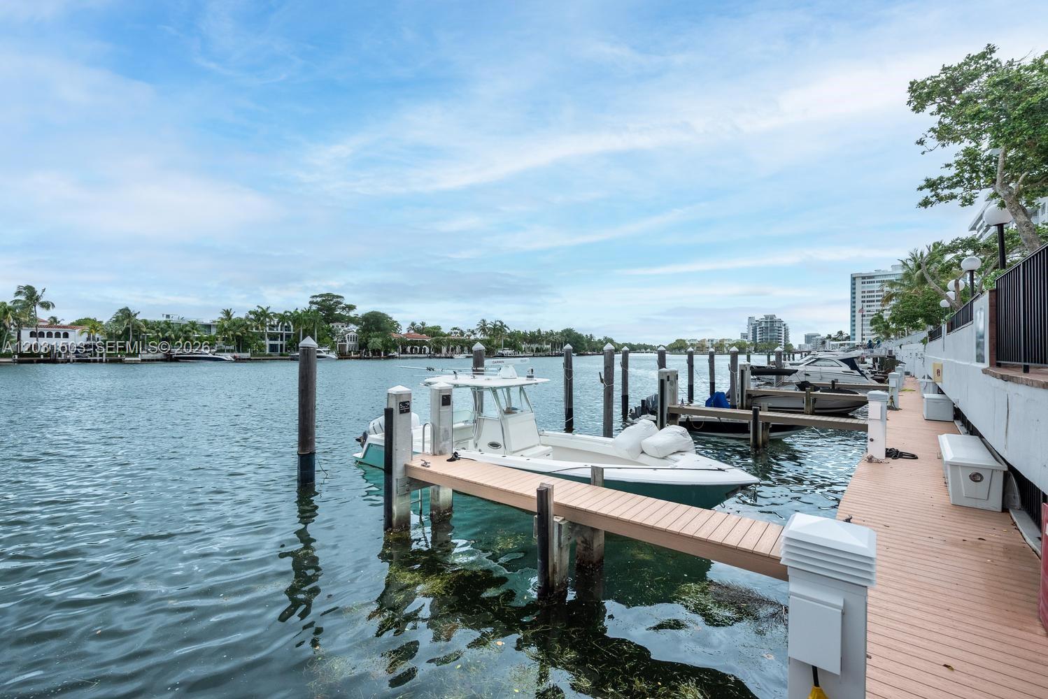 5660 Collins Ave #14C Miami Beach, FL 33140