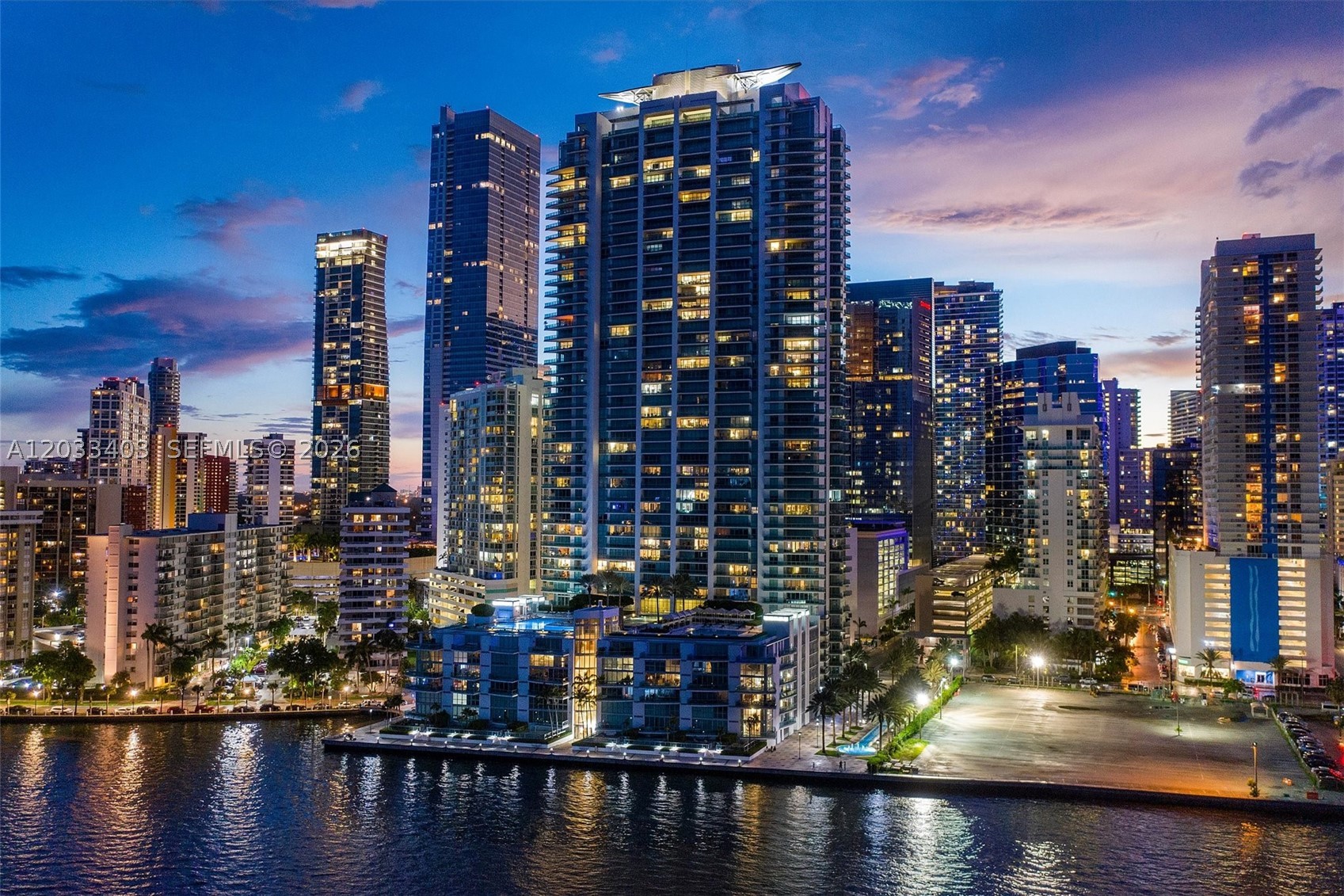 image Jade at Brickell Bay60