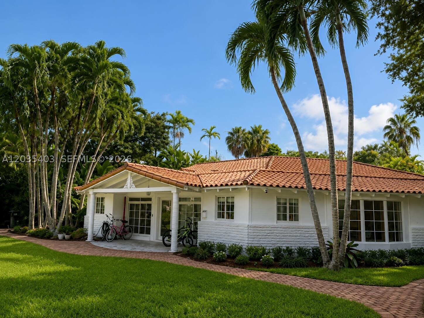 7924 SW 50th Ct Miami, FL 33143