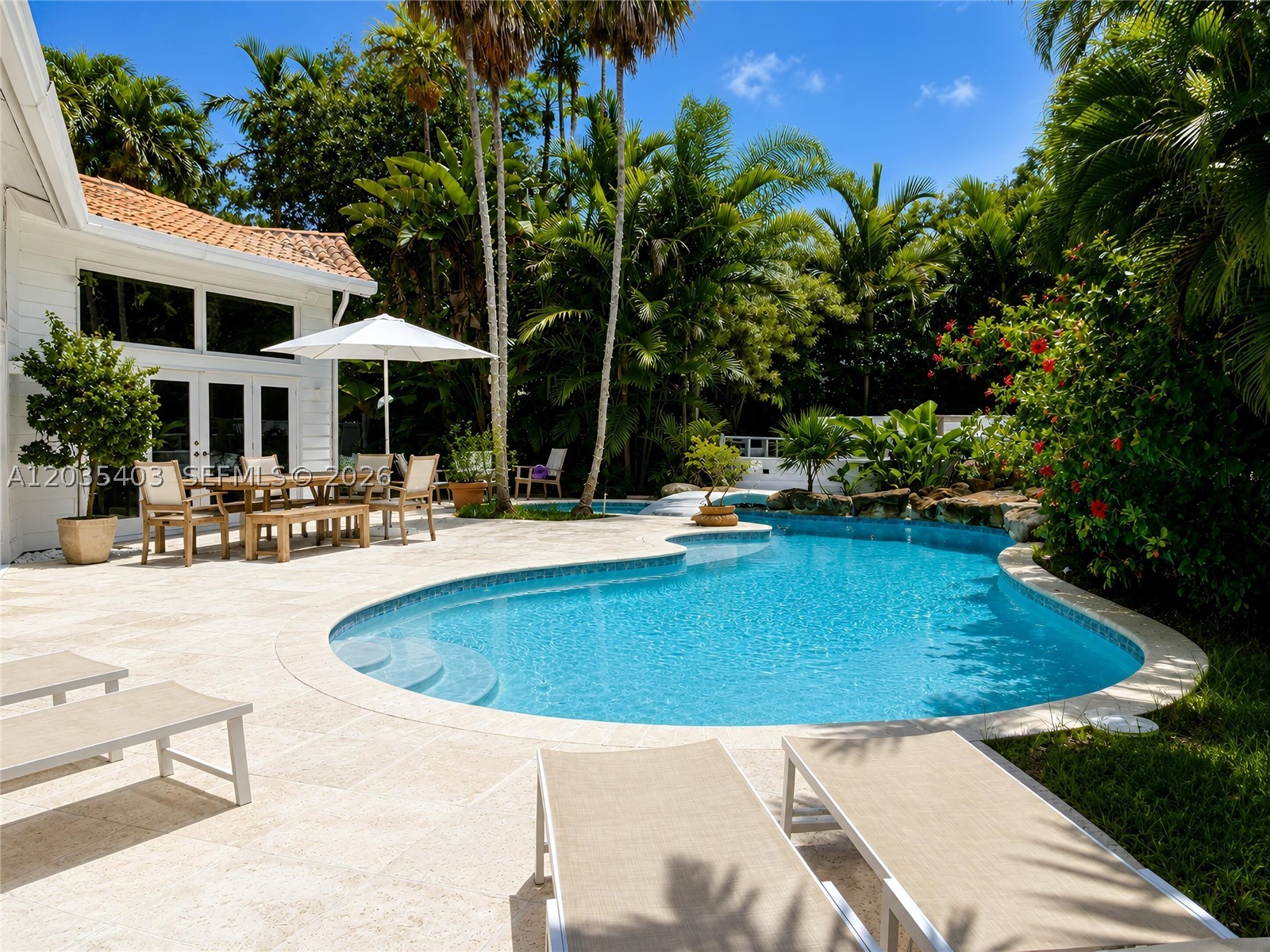 7924 SW 50th Ct Miami, FL 33143