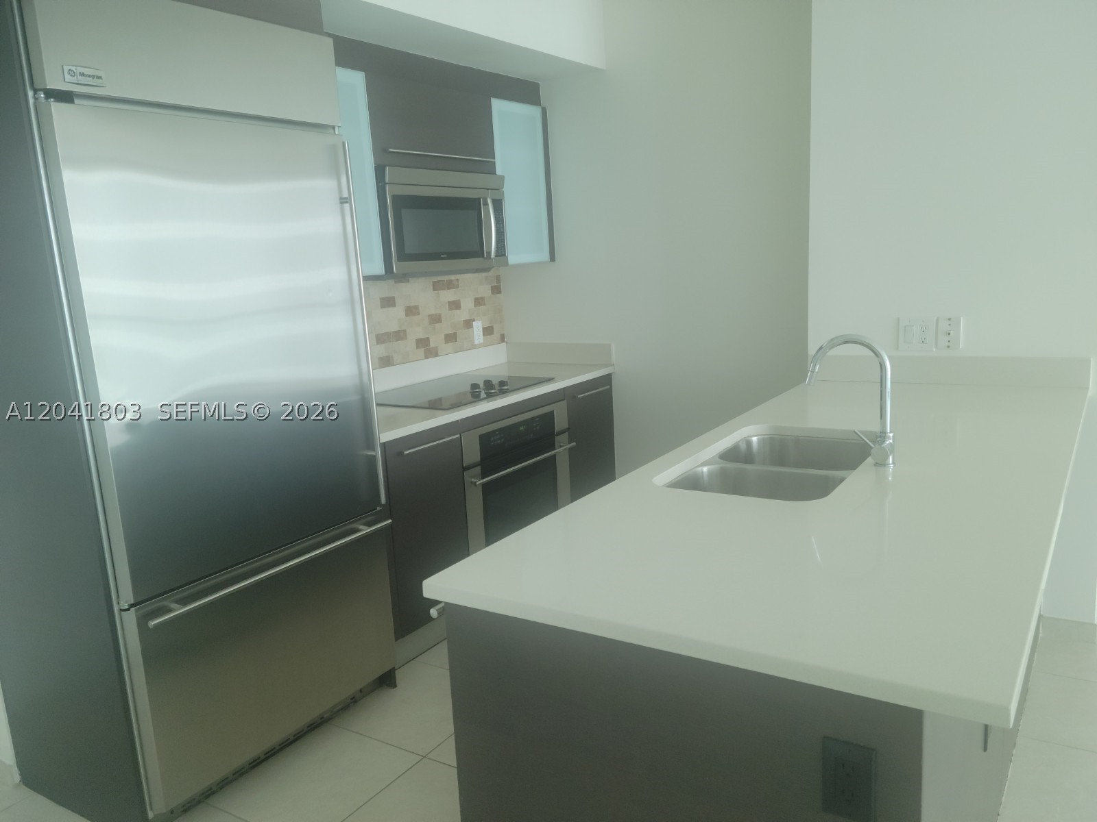 500 Brickell Ave #2604 Miami, FL 33131