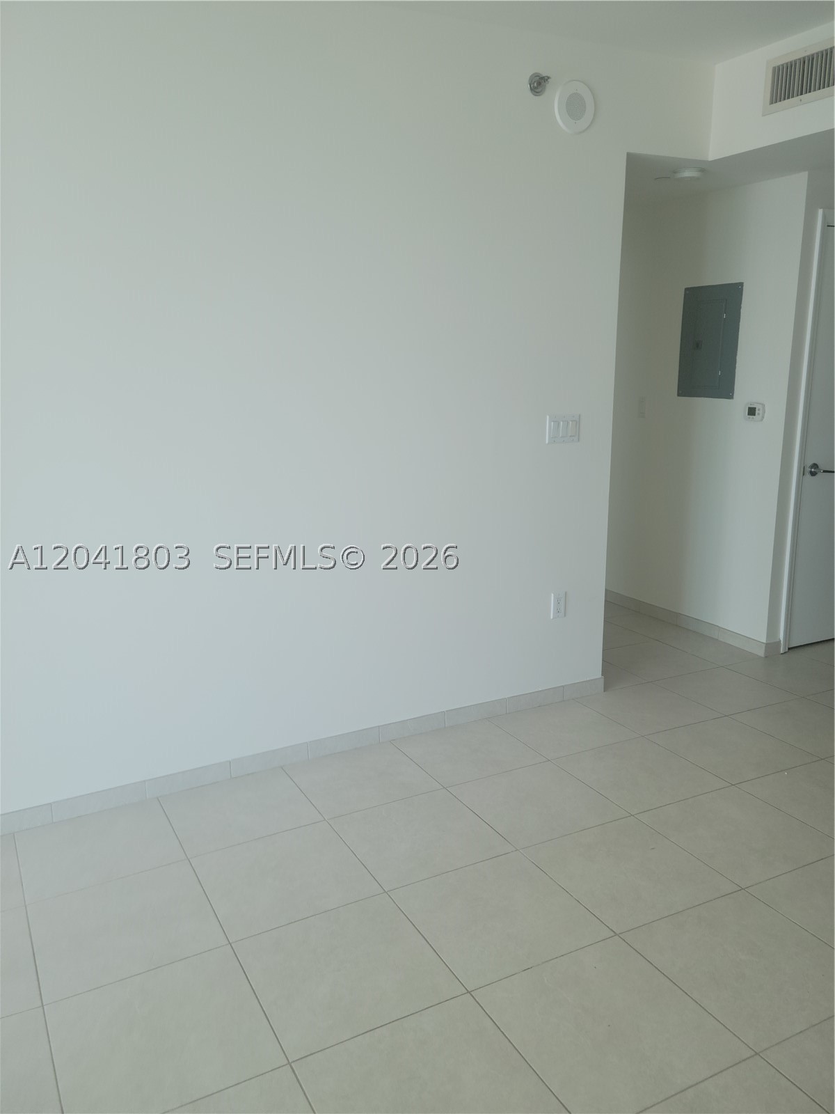 500 Brickell Ave #2604 Miami, FL 33131