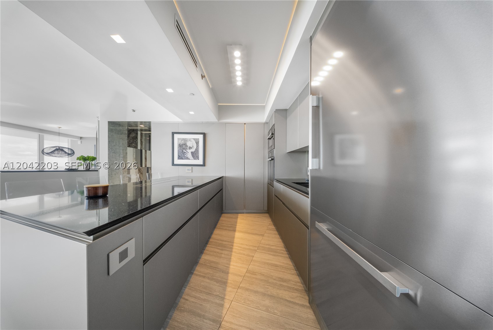 450 Alton Rd #3301 Miami Beach, FL 33139