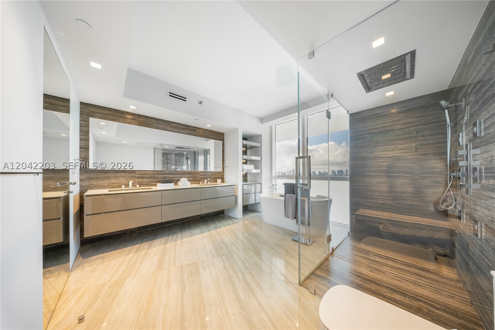 450 Alton Rd #3301 Miami Beach, FL 33139
