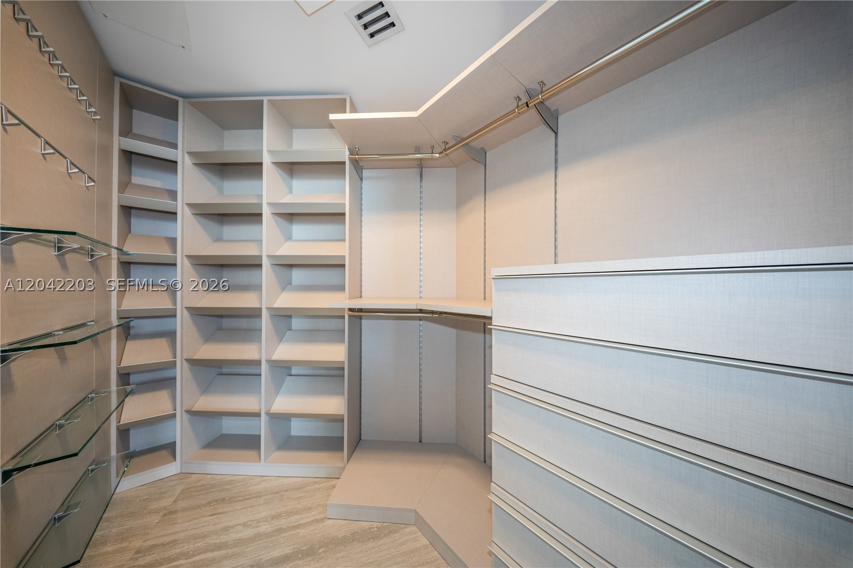 450 Alton Rd #3301 Miami Beach, FL 33139