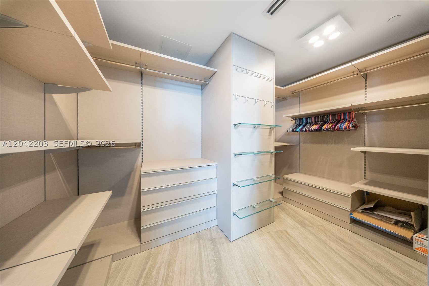 450 Alton Rd #3301 Miami Beach, FL 33139