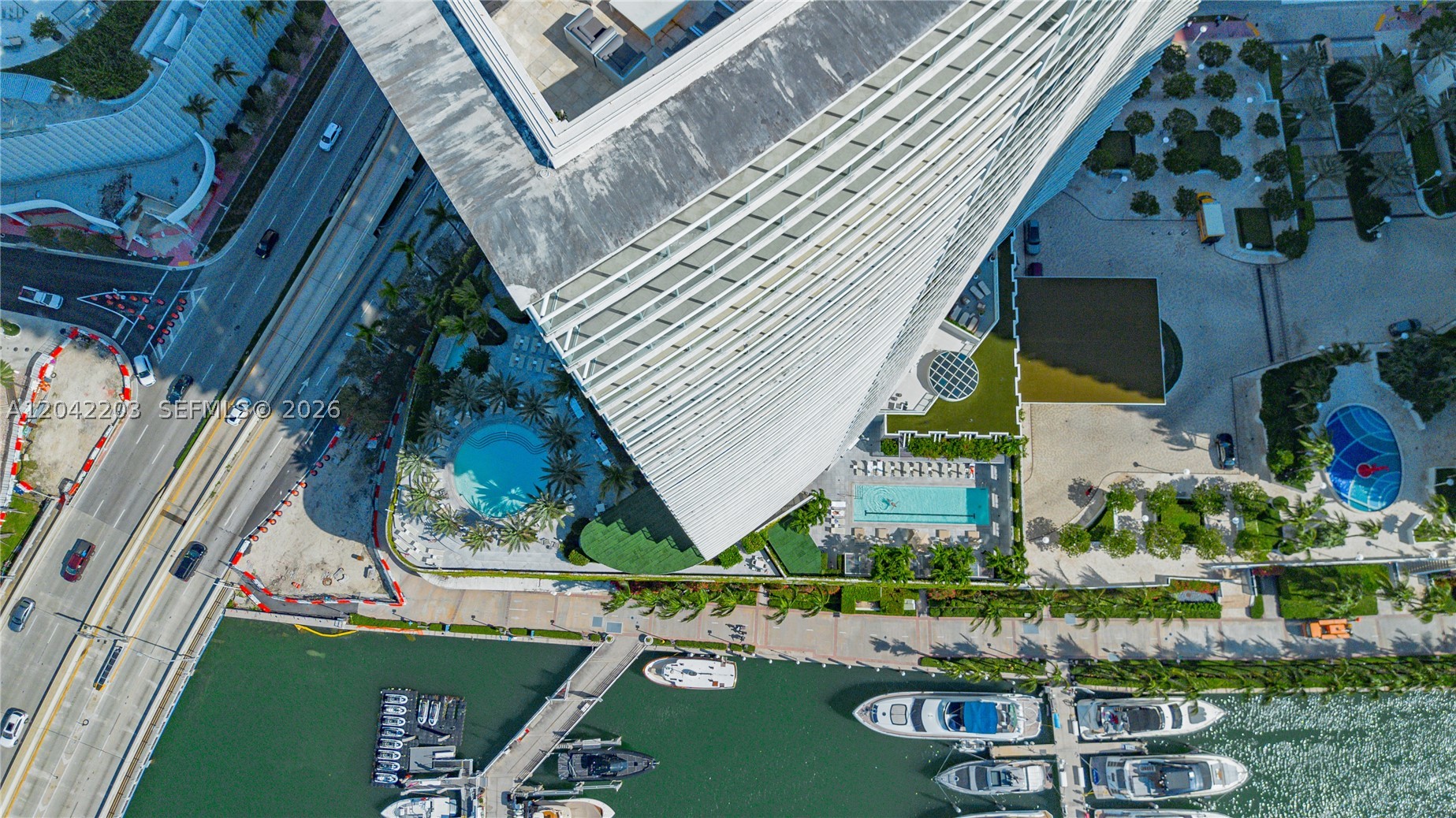 450 Alton Rd #3301 Miami Beach, FL 33139