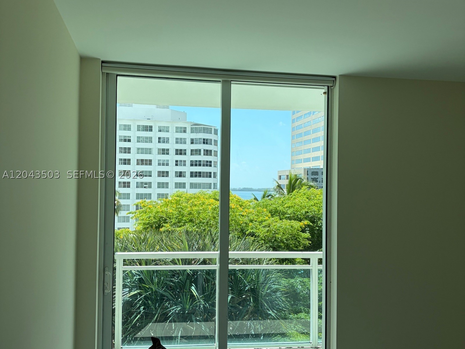 image The Plaza on Brickell West11