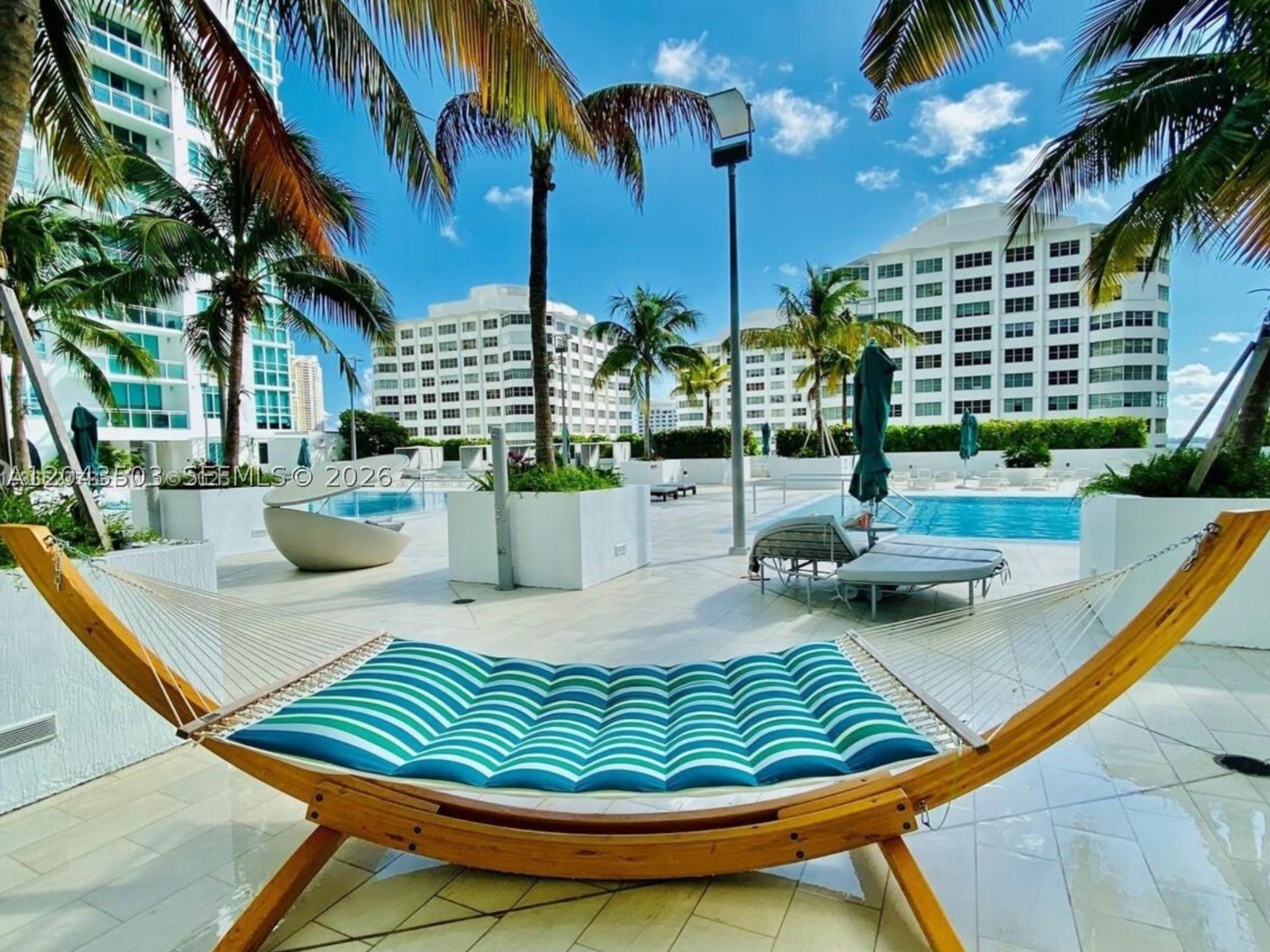 image The Plaza on Brickell West14