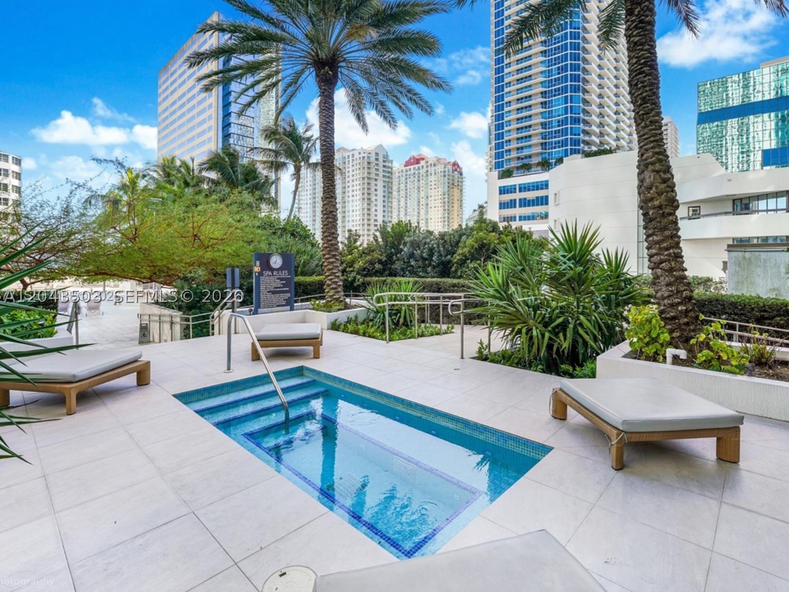 image The Plaza on Brickell West17