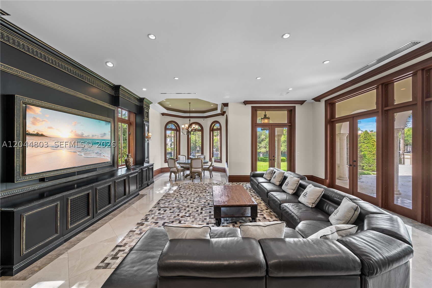 150 Edgewater Dr Coral Gables, FL 33133