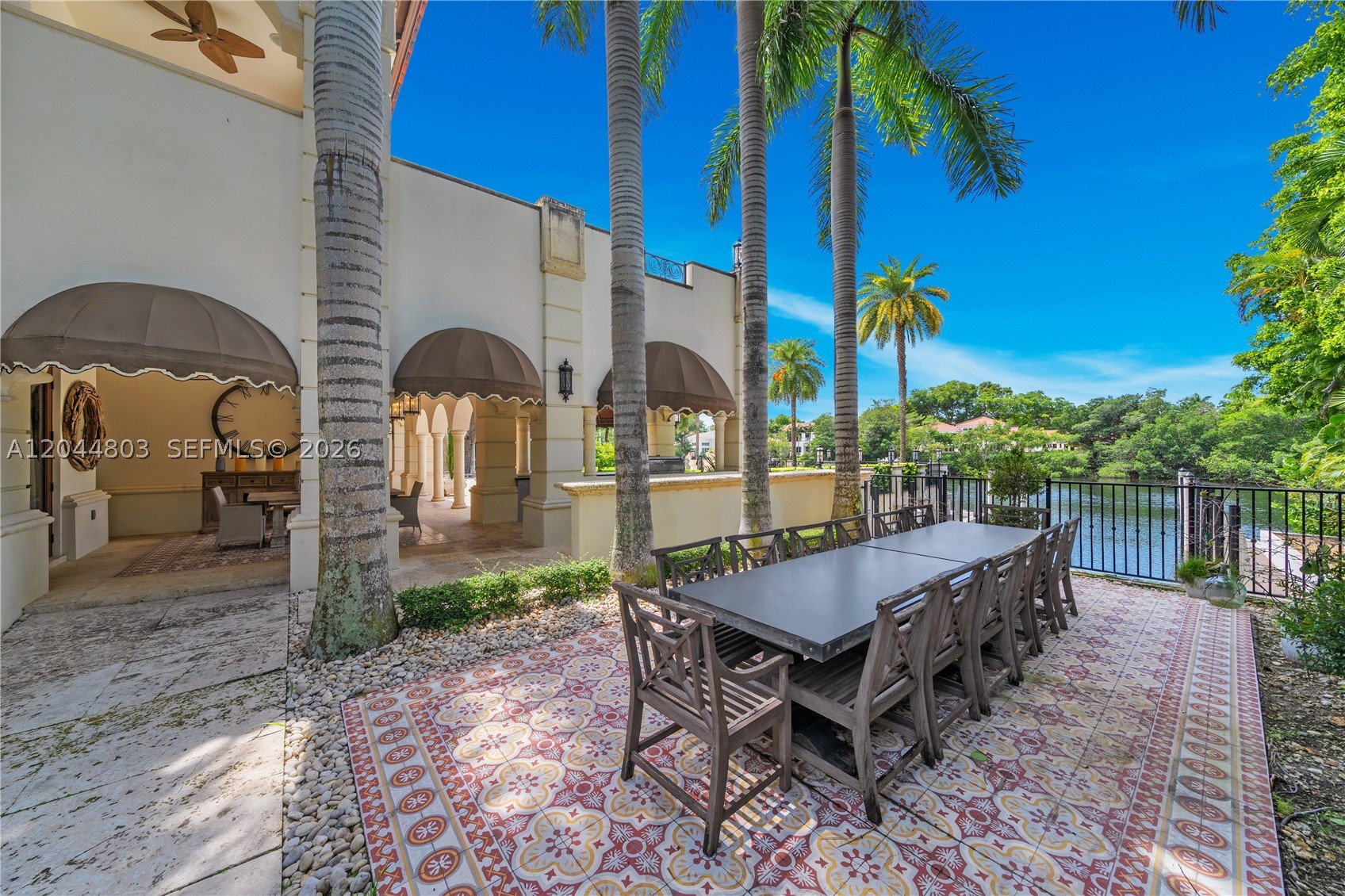 150 Edgewater Dr Coral Gables, FL 33133