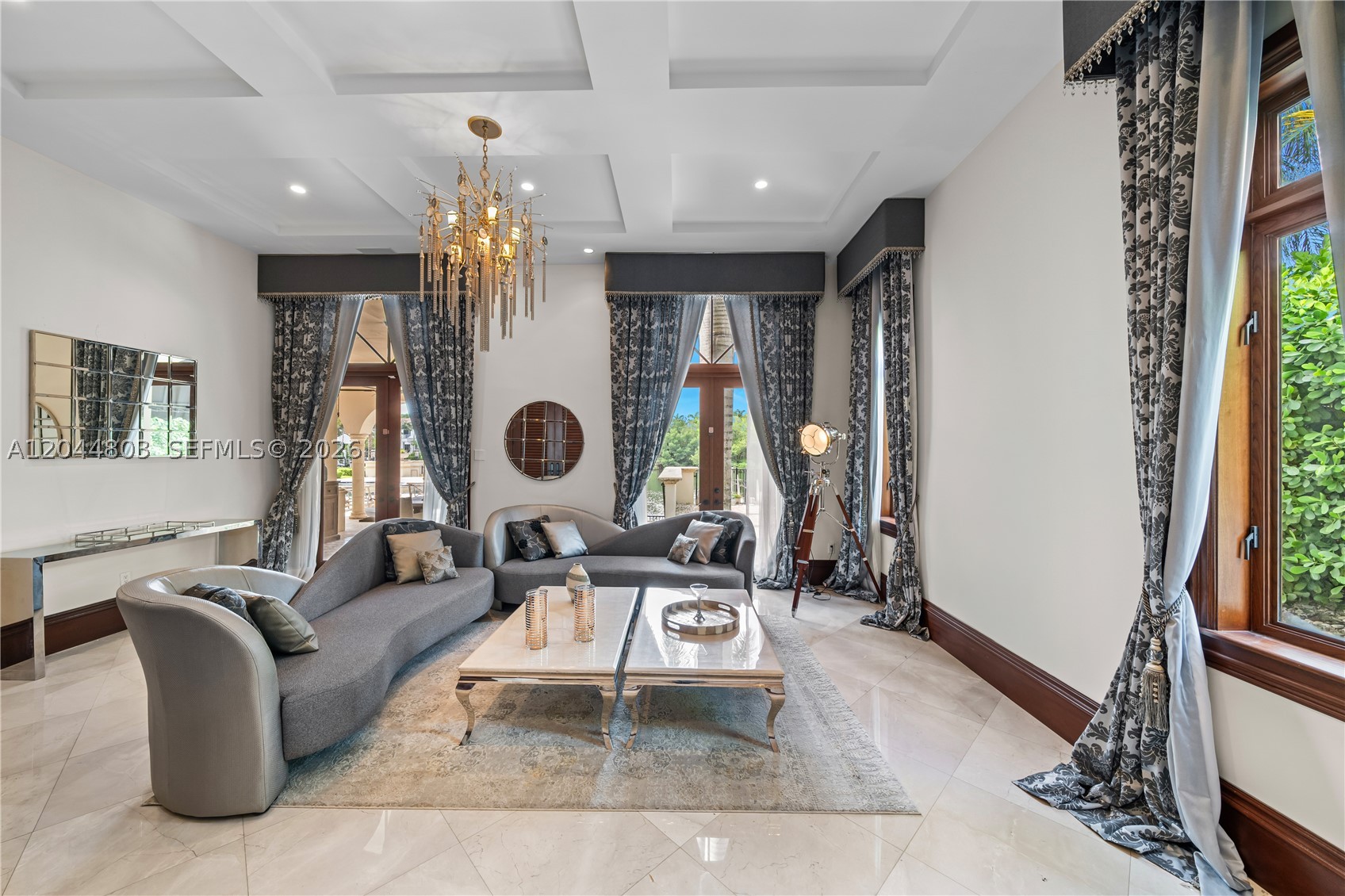 150 Edgewater Dr Coral Gables, FL 33133