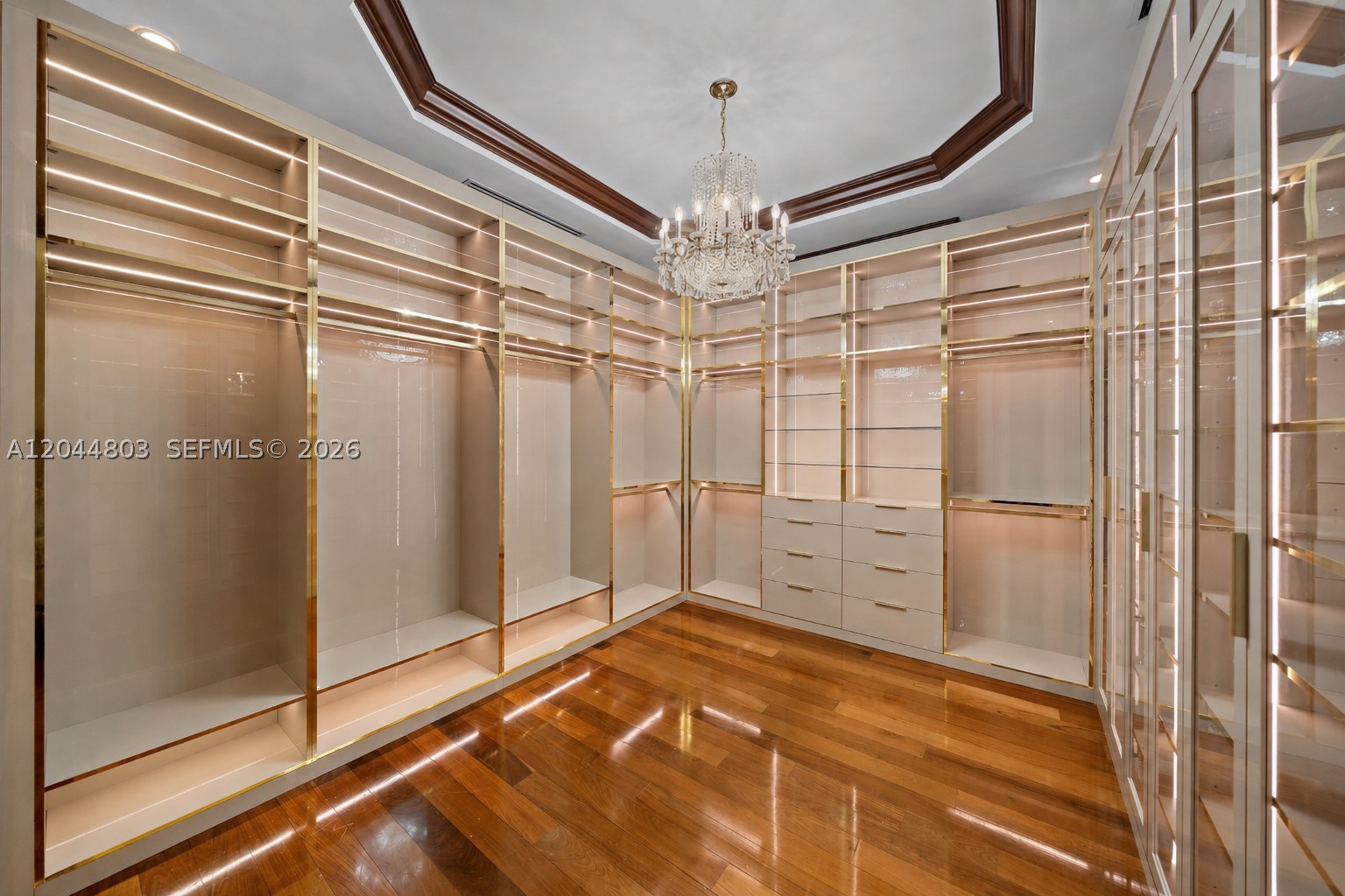 150 Edgewater Dr Coral Gables, FL 33133