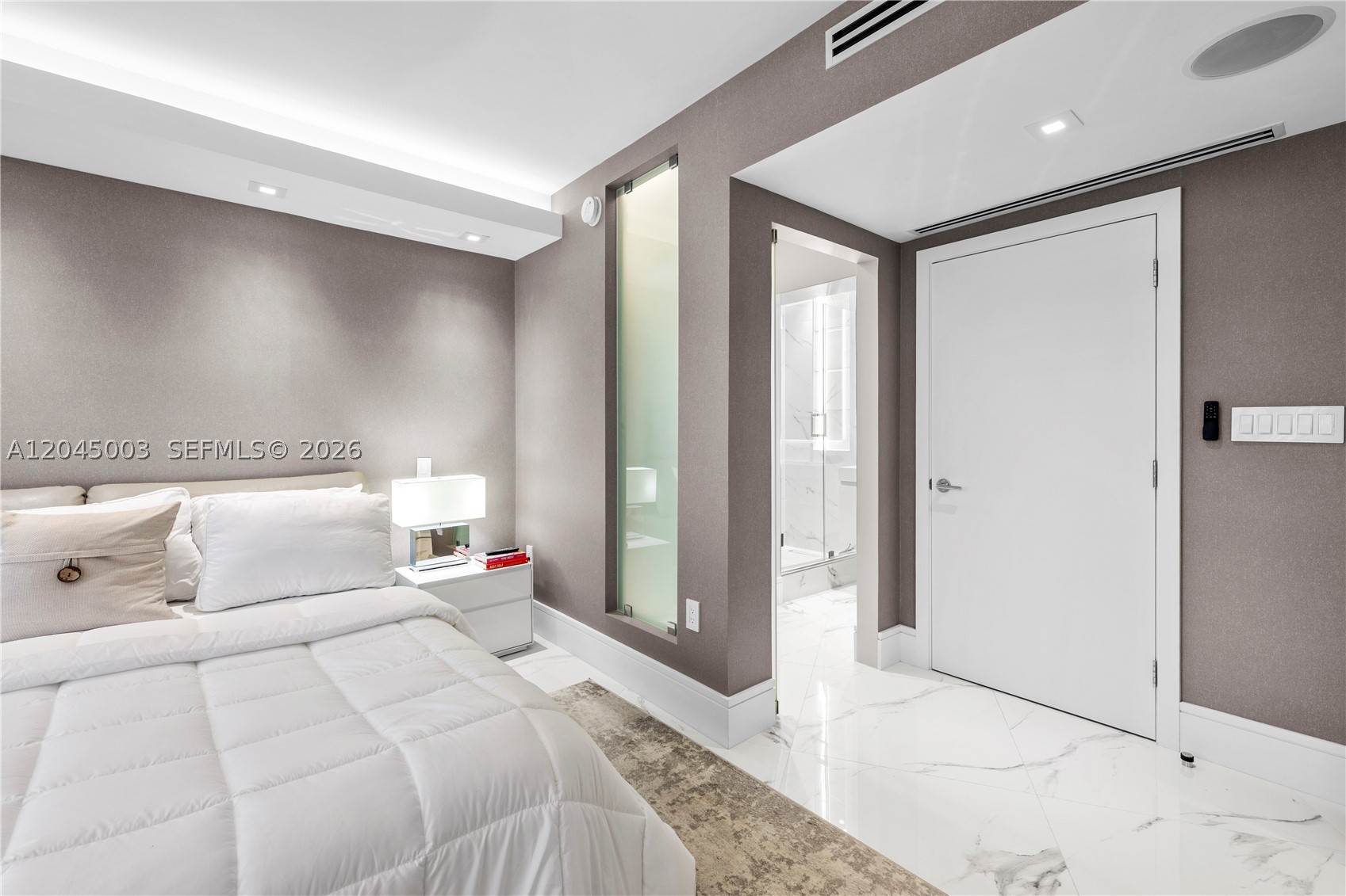 10190 Collins Ave #203 Bal Harbour, FL 33154
