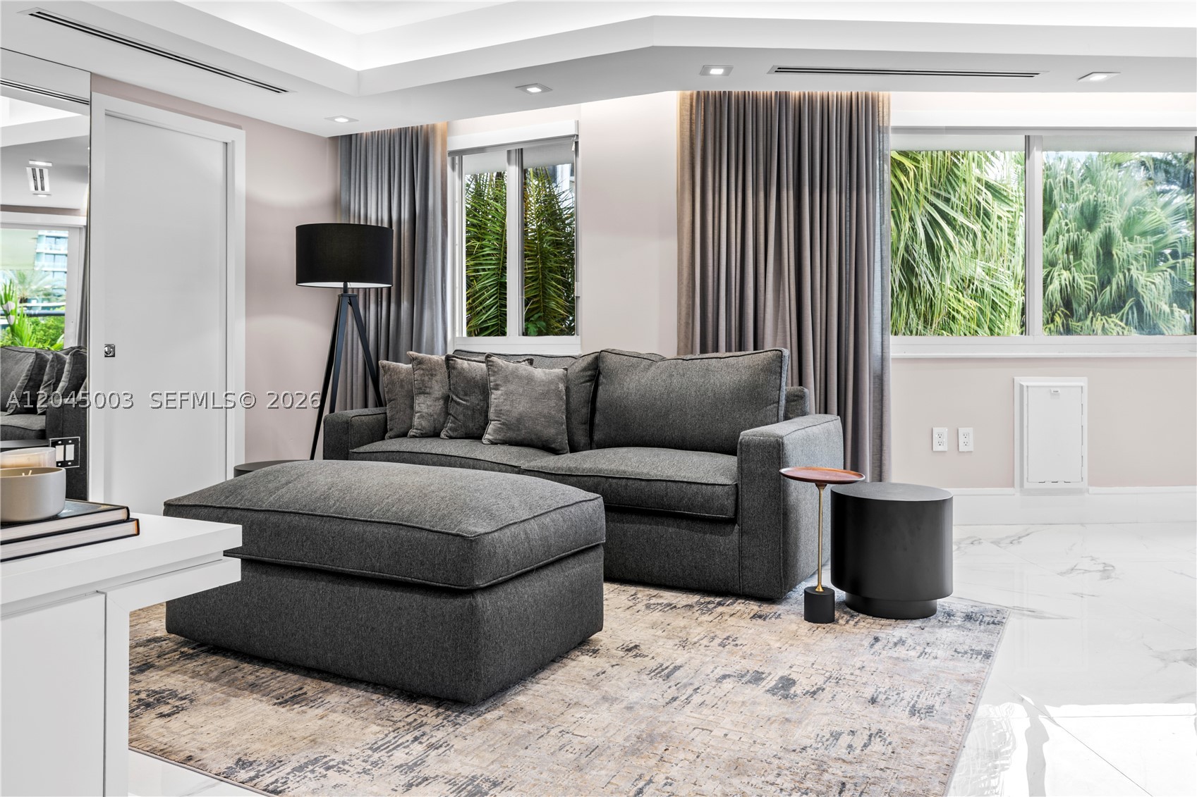 10190 Collins Ave #203 Bal Harbour, FL 33154