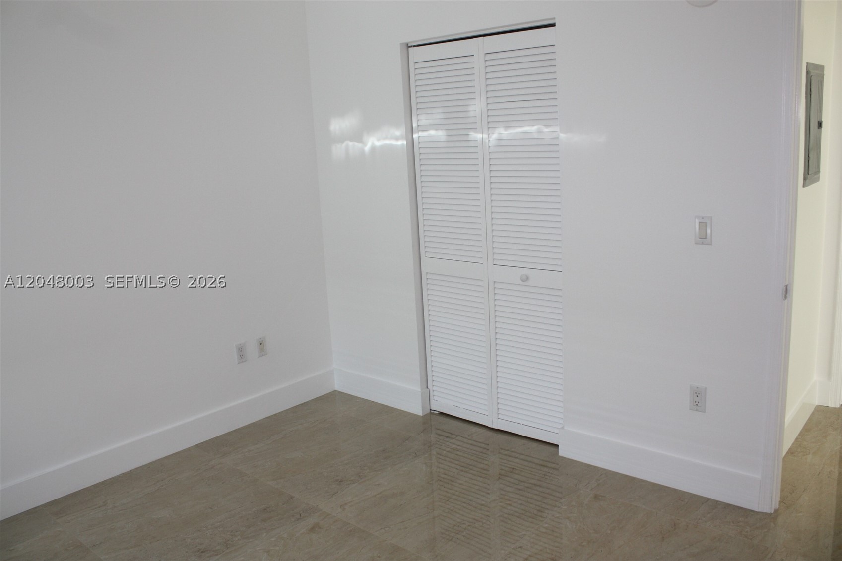 image The Plaza on Brickell West15