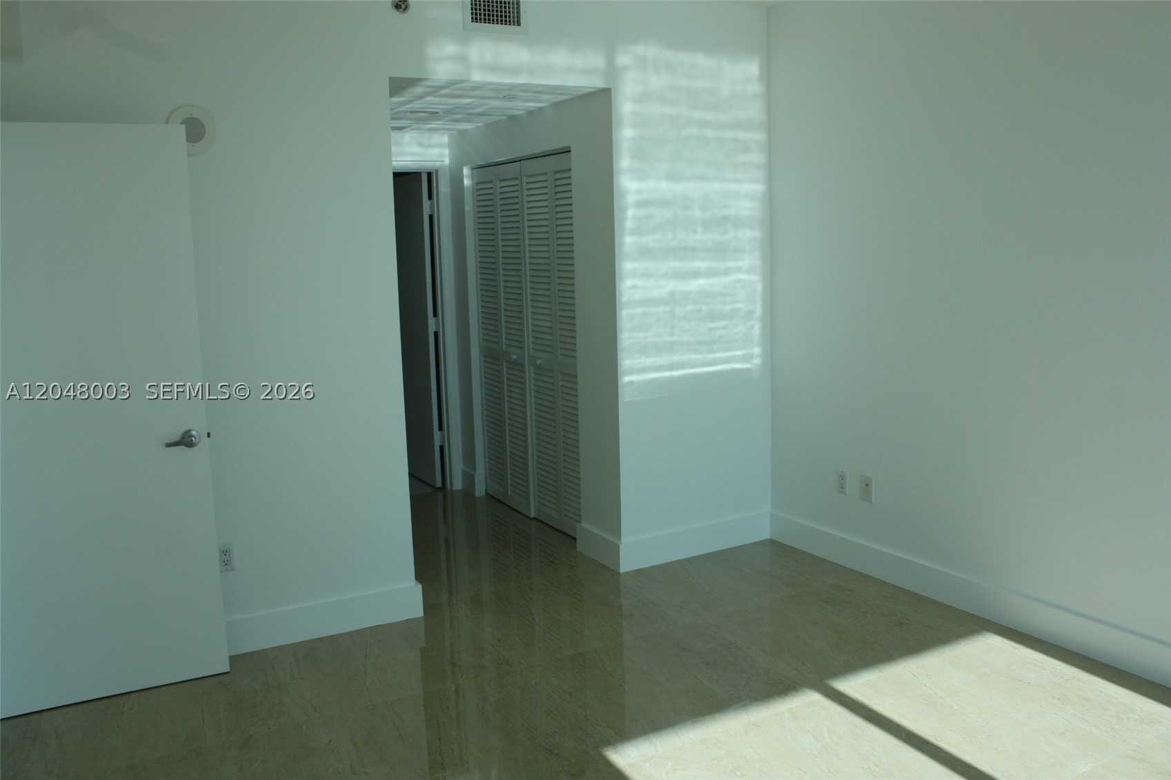 image The Plaza on Brickell West20