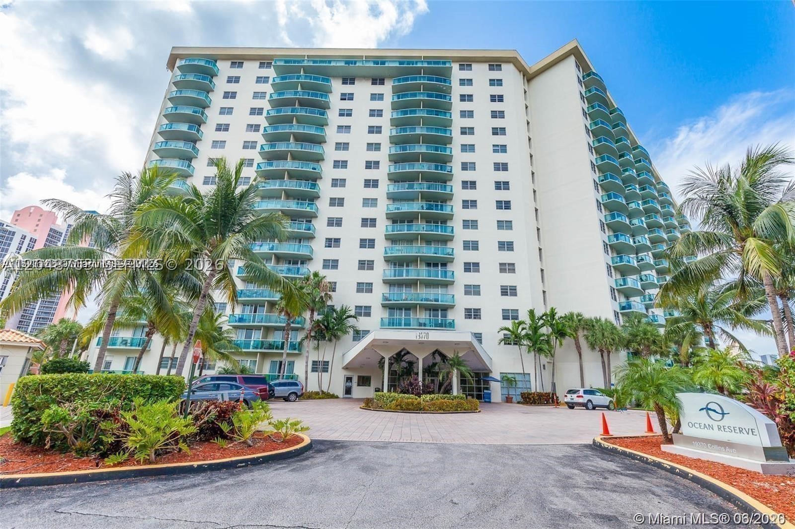 19370 Collins Ave #517
