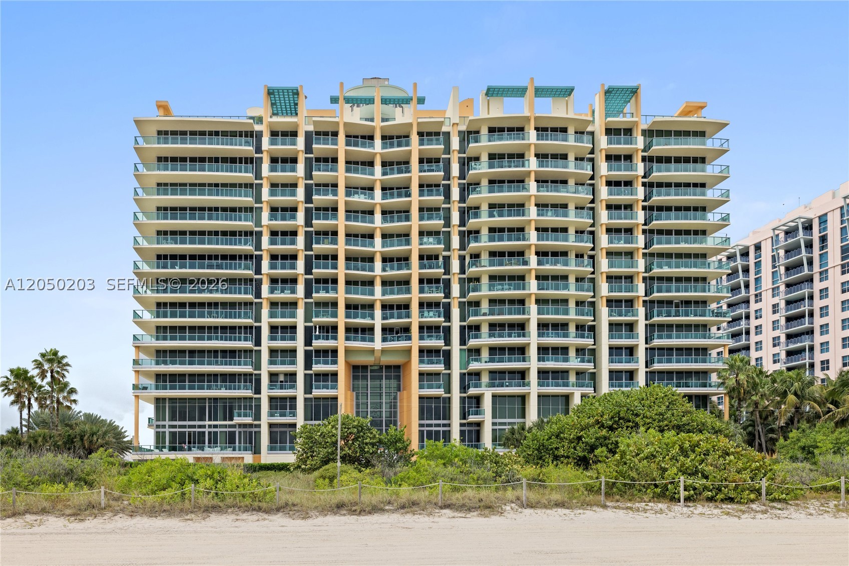 1455 Ocean Dr #1009