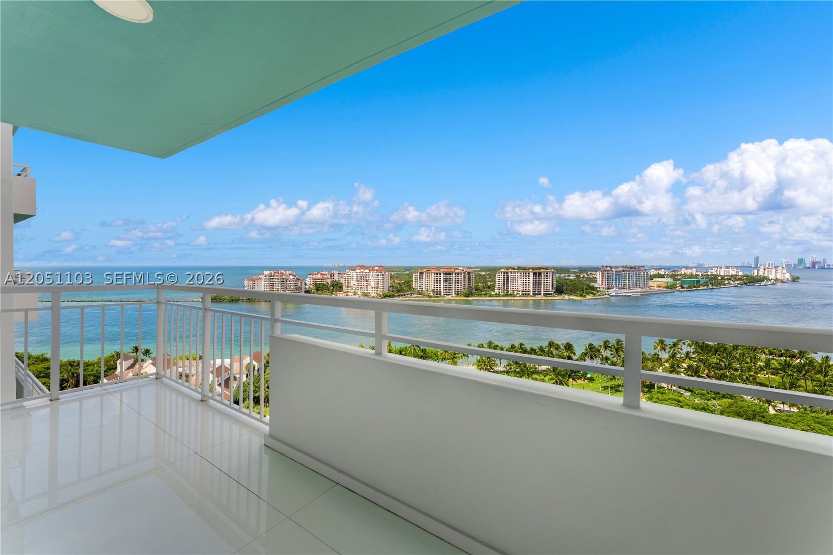 400 S Pointe Dr #1805
