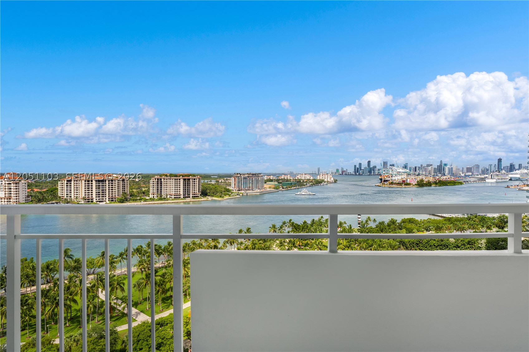 image South Pointe Towers1