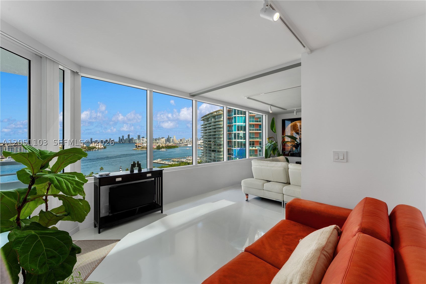 image South Pointe Towers19