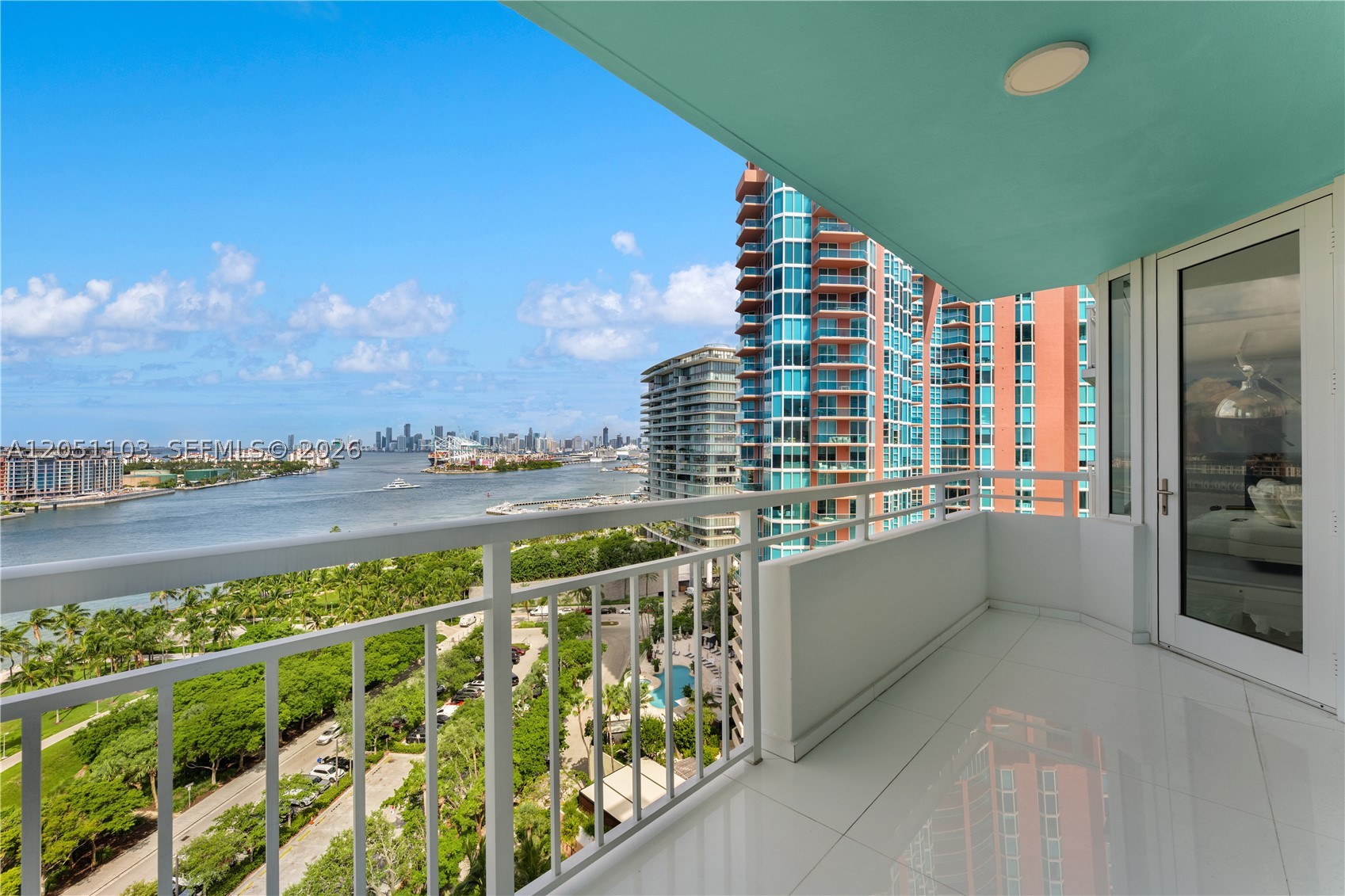 image South Pointe Towers2
