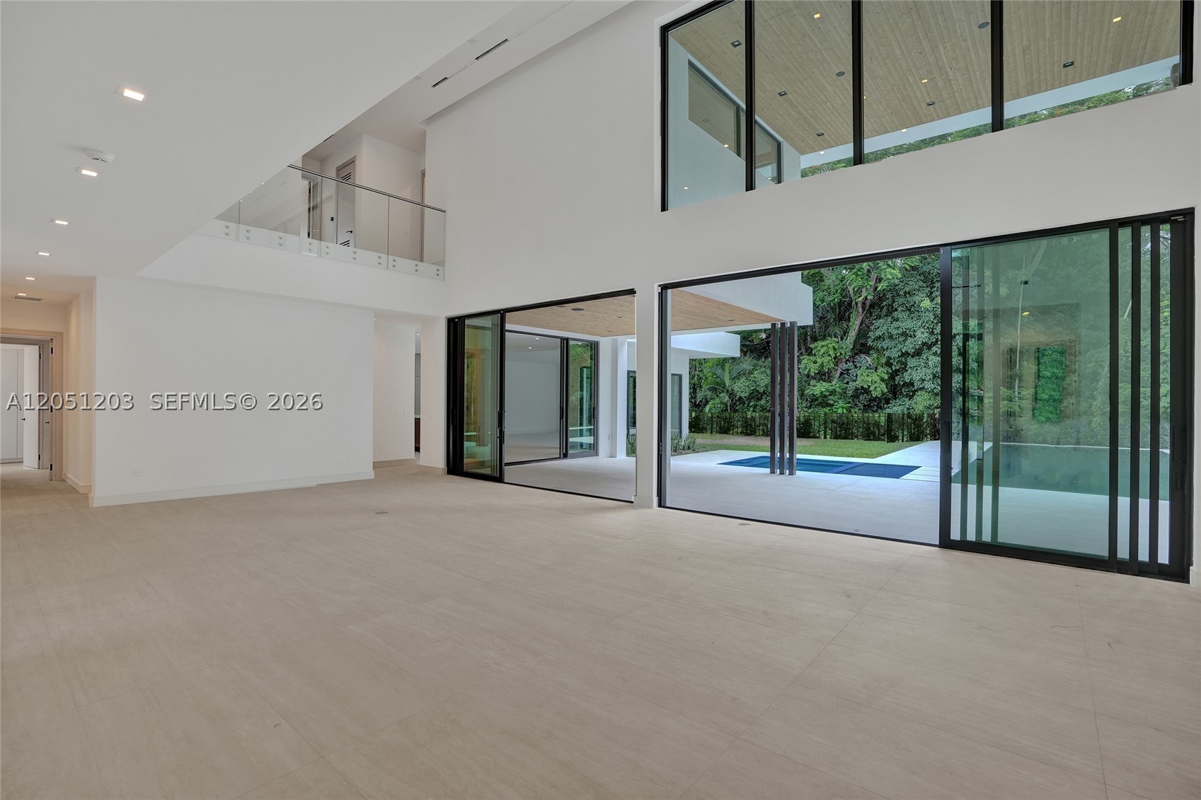 4640 Sunset Dr Miami, FL 33143