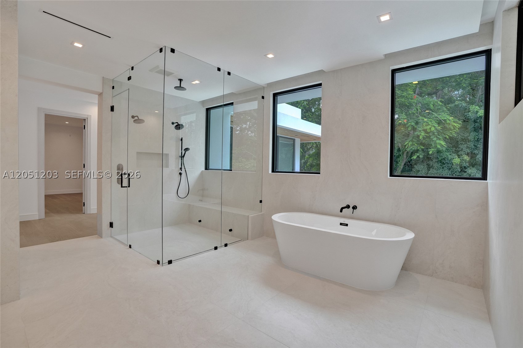 4640 Sunset Dr Miami, FL 33143