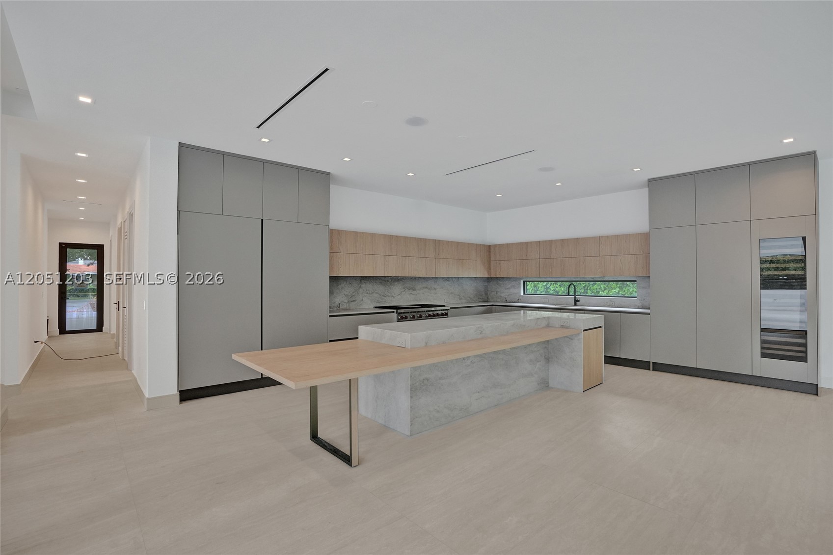 4640 Sunset Dr Miami, FL 33143