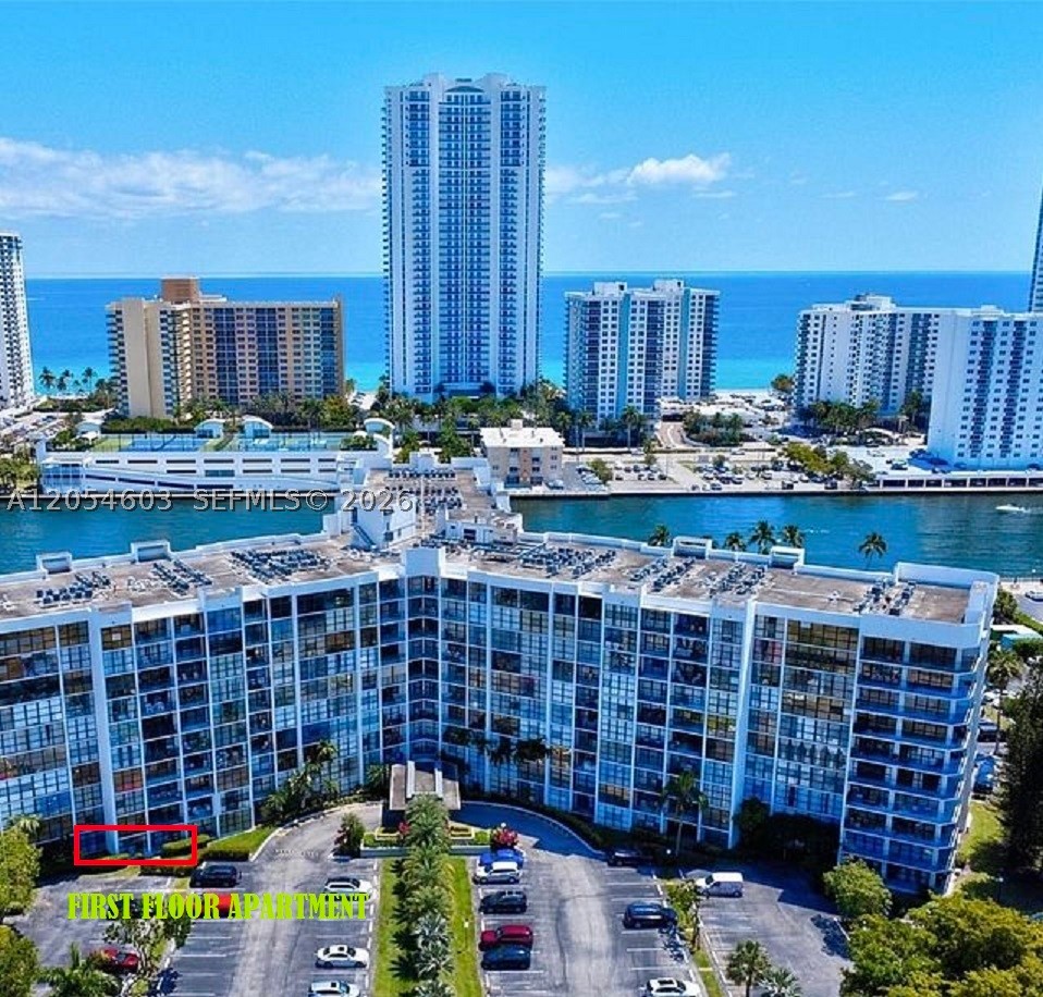 1000 Parkview Dr #107