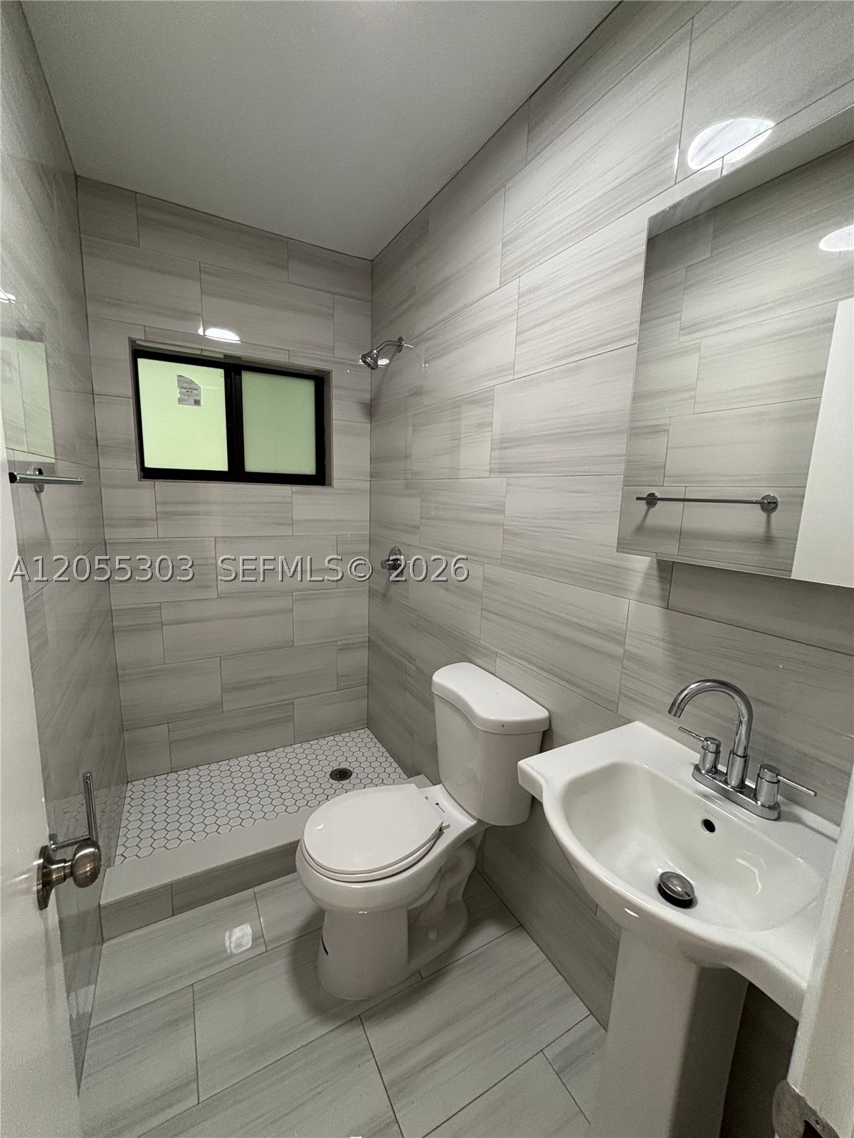671 SW 7th St #7 Miami, FL 33130