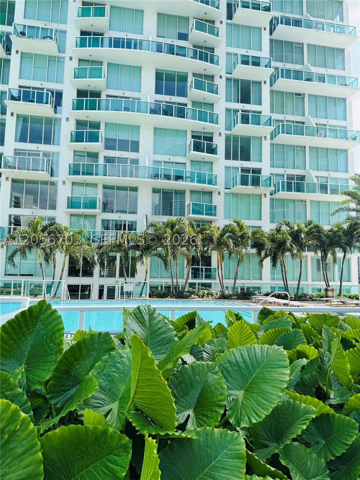 image Brickell on the River South0