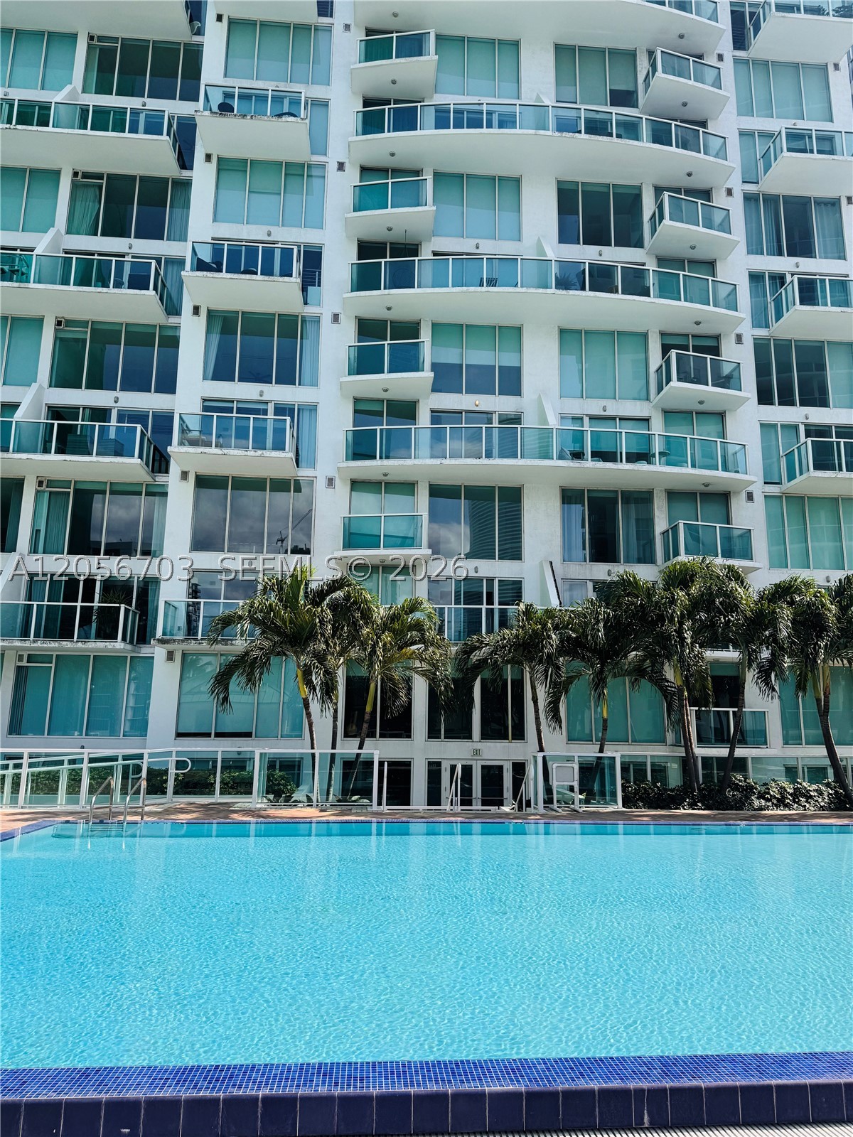 image Brickell on the River South20