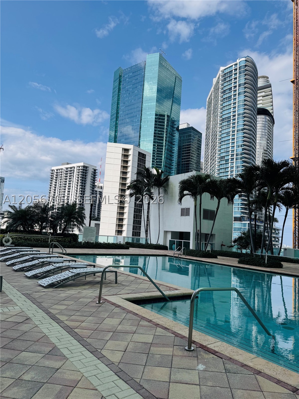 image Brickell on the River South21