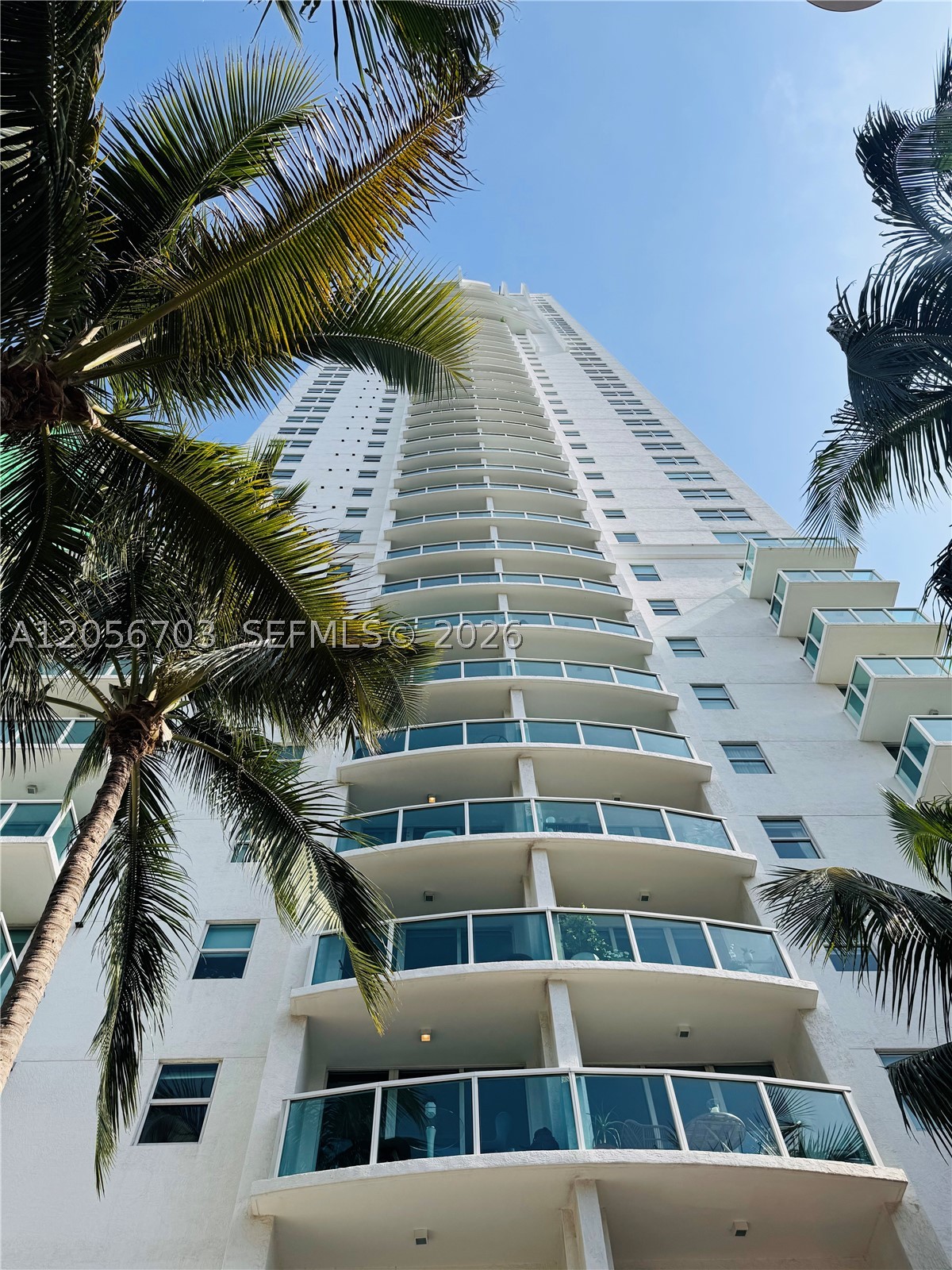 image Brickell on the River South22
