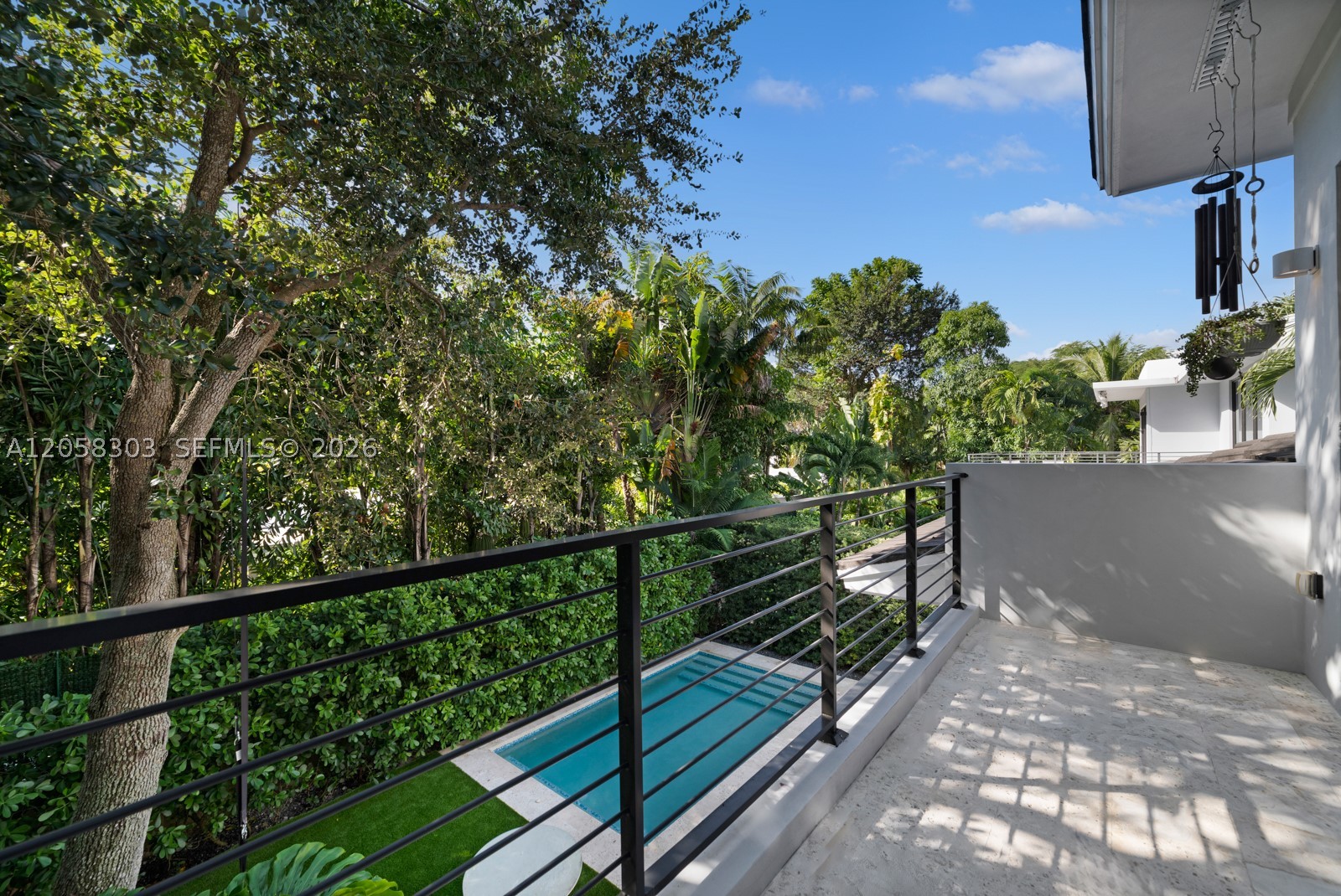 3630 Avocado Ave Miami, FL 33133
