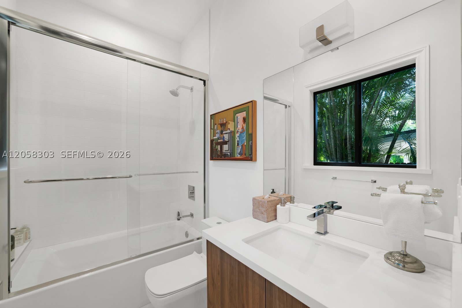 3630 Avocado Ave Miami, FL 33133