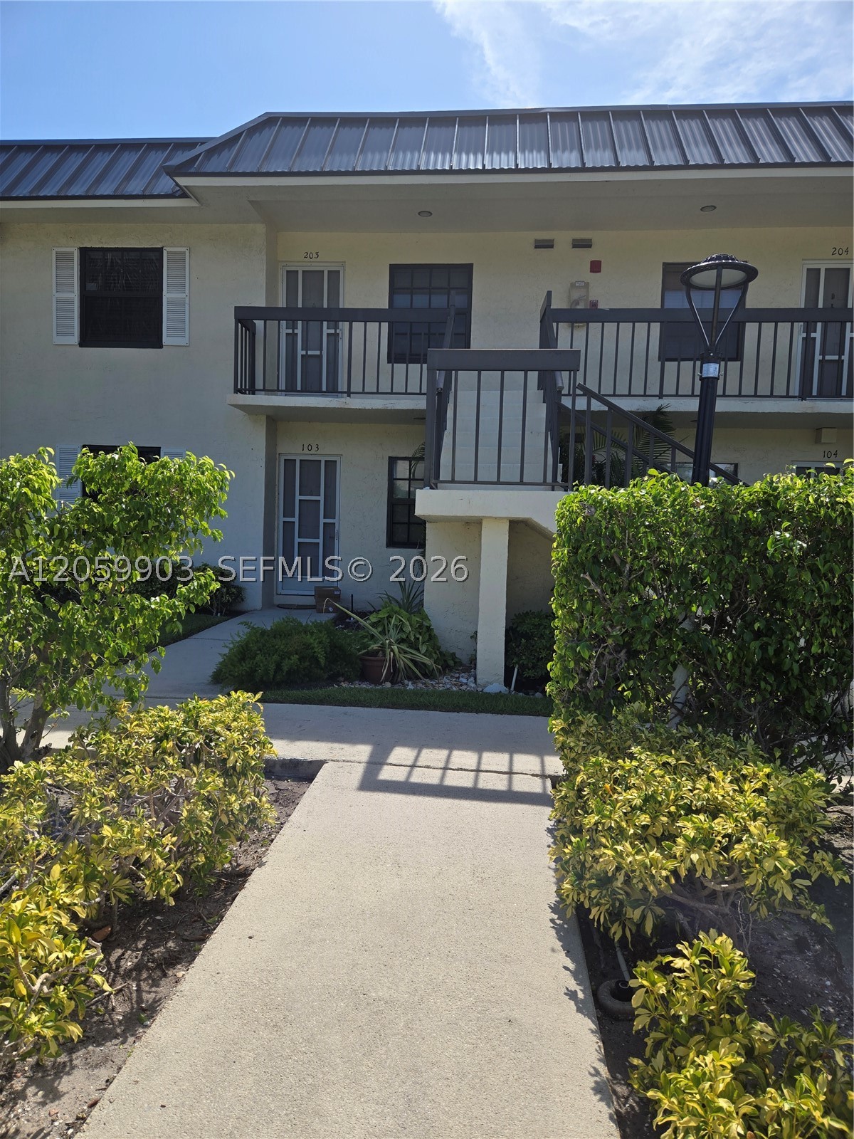 3020 Florida Blvd #203-C