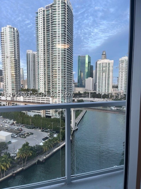 image Latitude on the River0