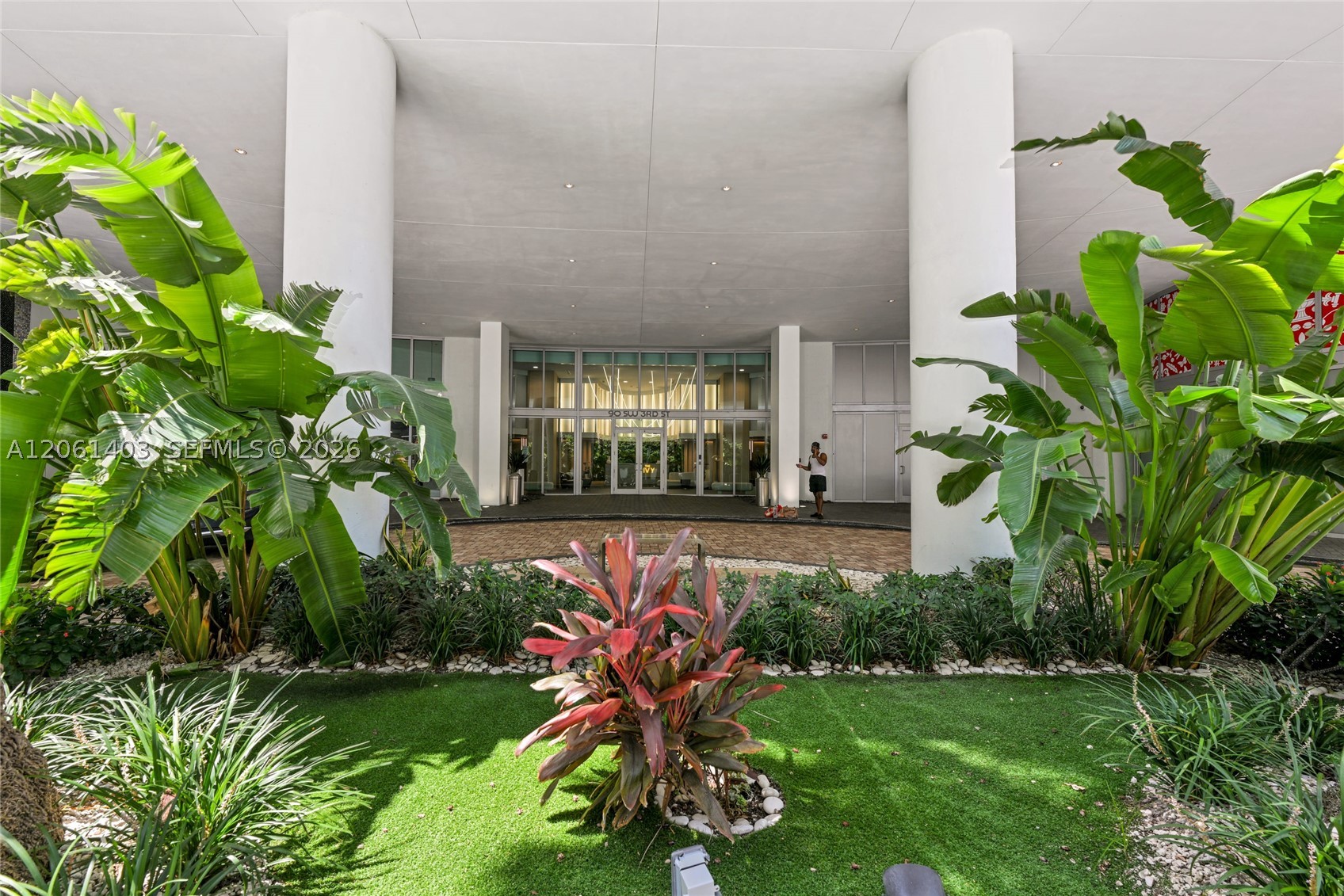 image The Ivy at Riverfront41
