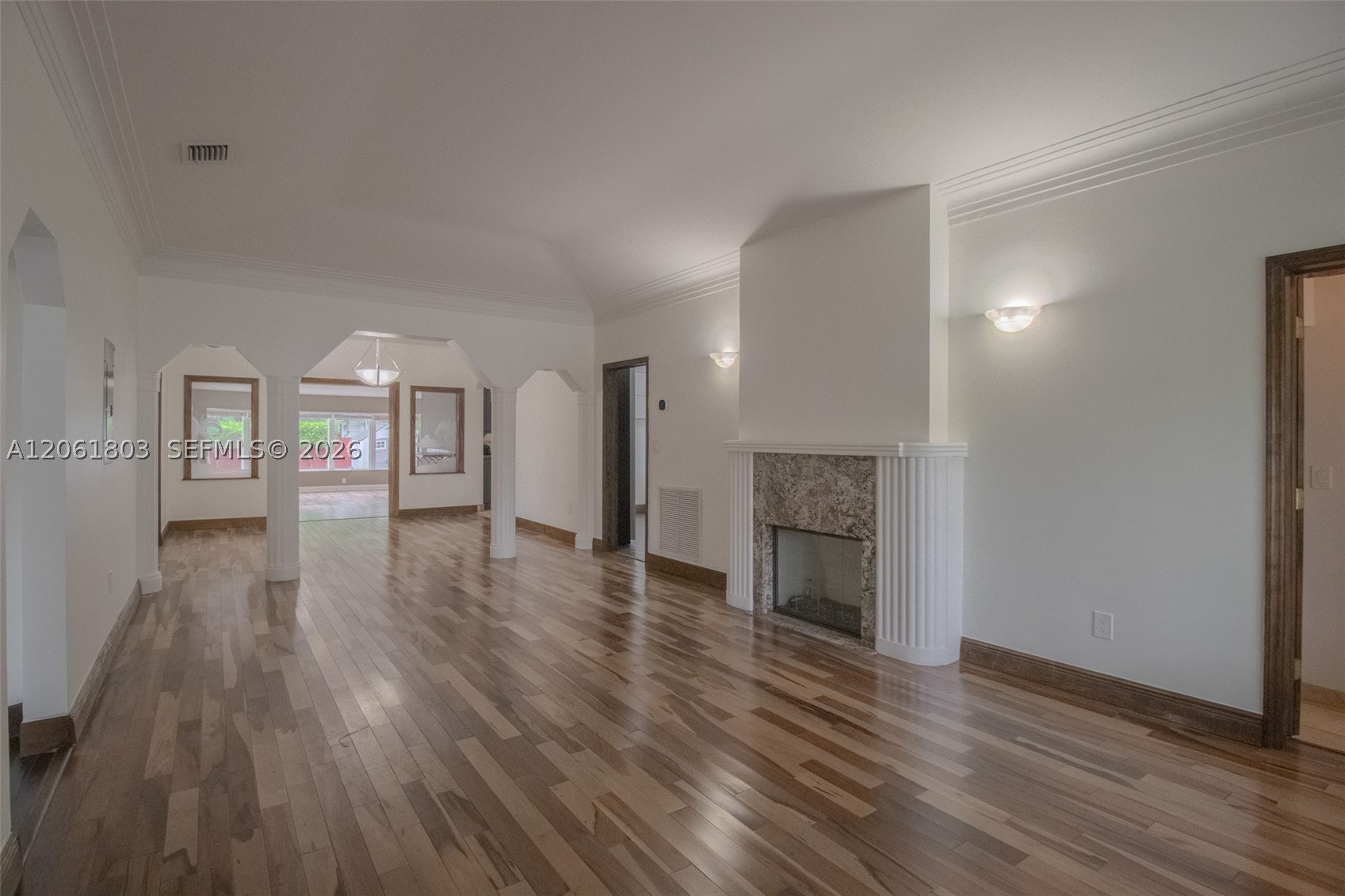 3722 Royal Palm Ave Miami Beach, FL 33140